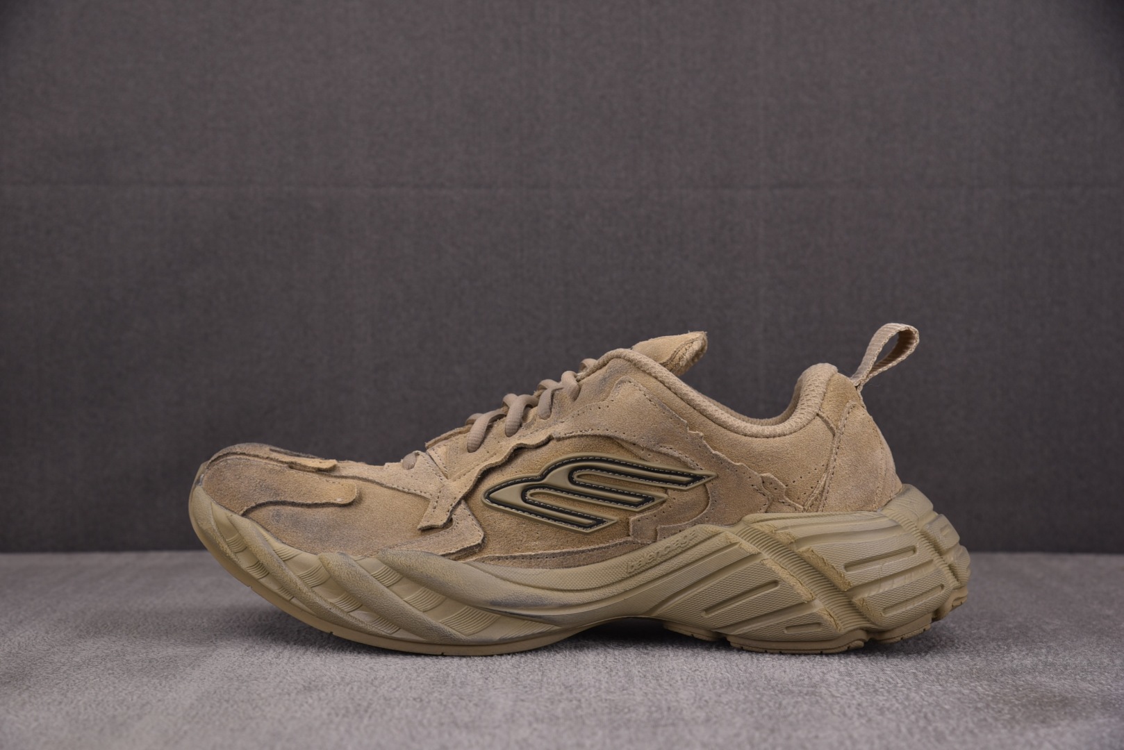 巴黎 尺码35-46

纯原出品-Balenciaga Monday Full Beige 全米色 YZ