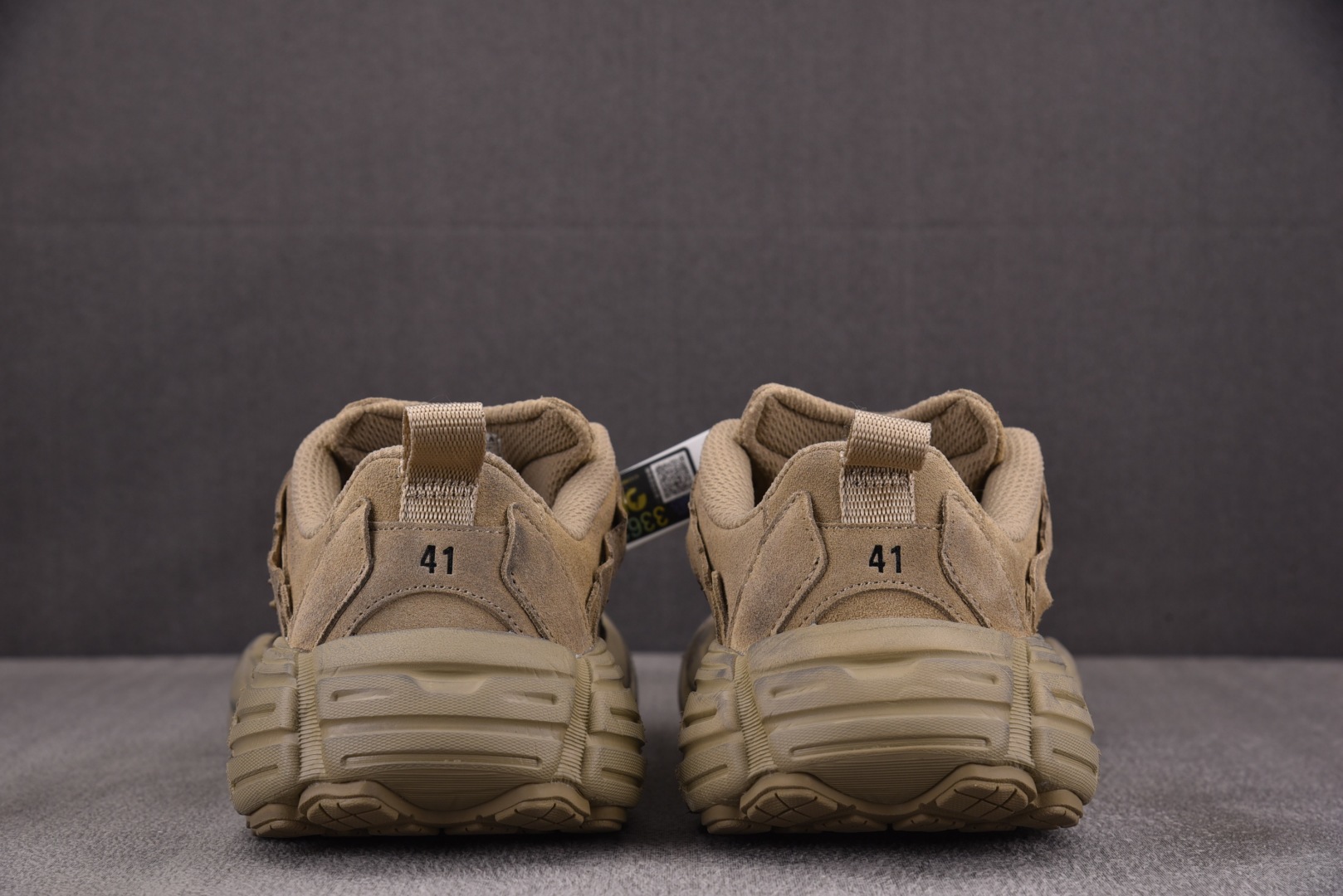 巴黎 尺码35-46

纯原出品-Balenciaga Monday Full Beige 全米色 YZ