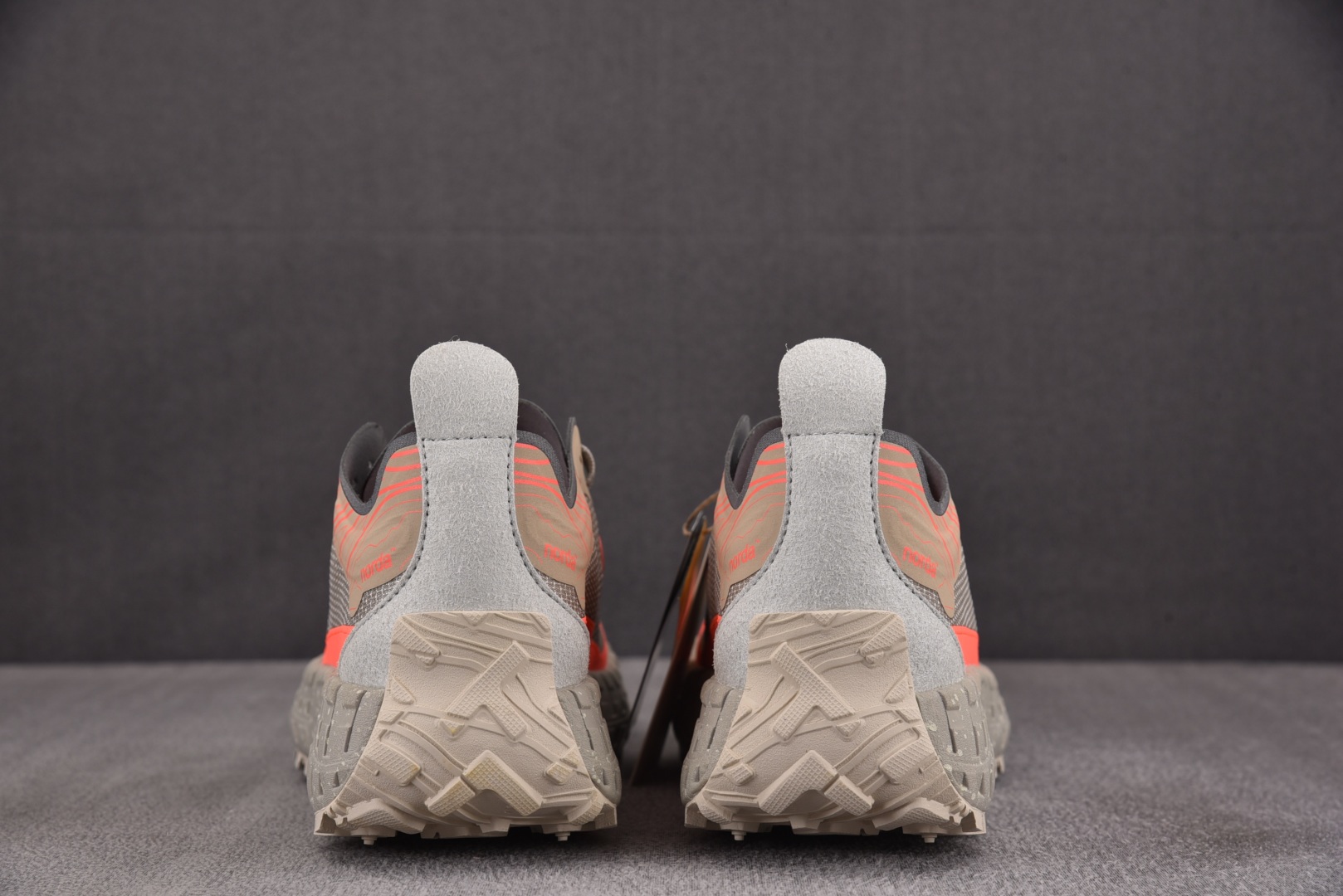 NORDA 尺码39-45

纯原版出品-NORDA 001 Anti SliP Wear Resist