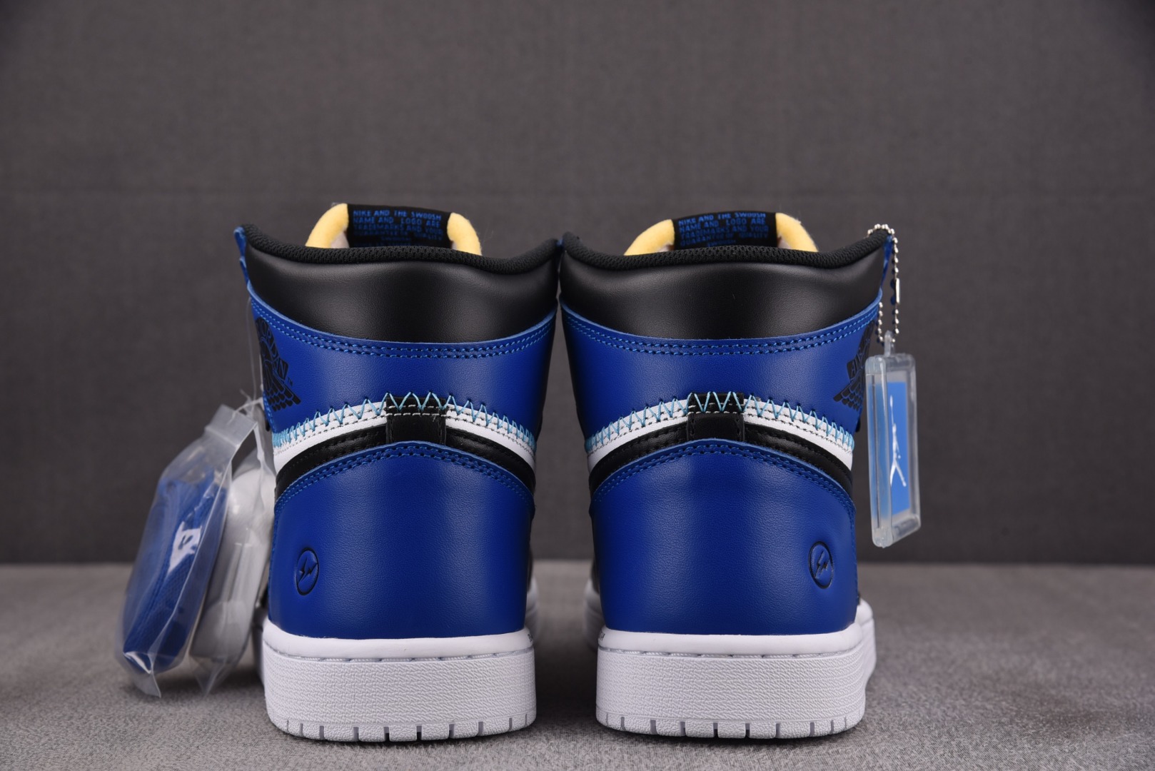 AJ1高帮 尺码36-47.5

纯原出品-Union × Fragment × NK Air Jord