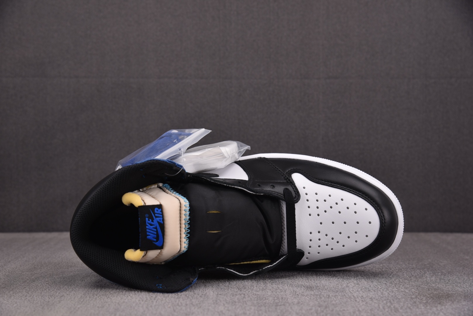 AJ1高帮 尺码36-47.5

纯原出品-Union × Fragment × NK Air Jord