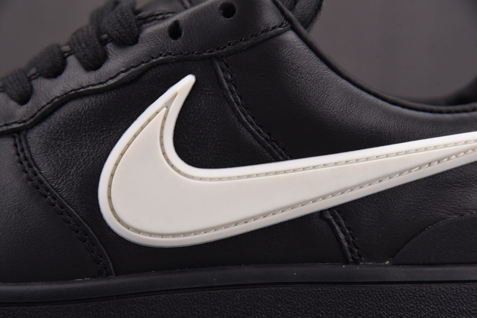 AMBUSH 尺码36-47.5

纯原版出品-AMBUSH x NK Air Force 1 Low 