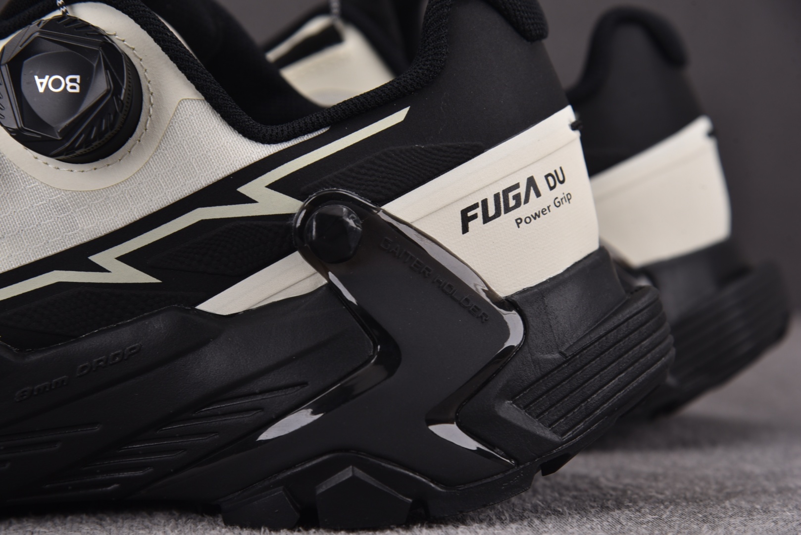 凯乐 尺码36-45

纯原出品-Kailas Fuga Du Boa 凯乐石登山鞋 白黑 KSA YZ