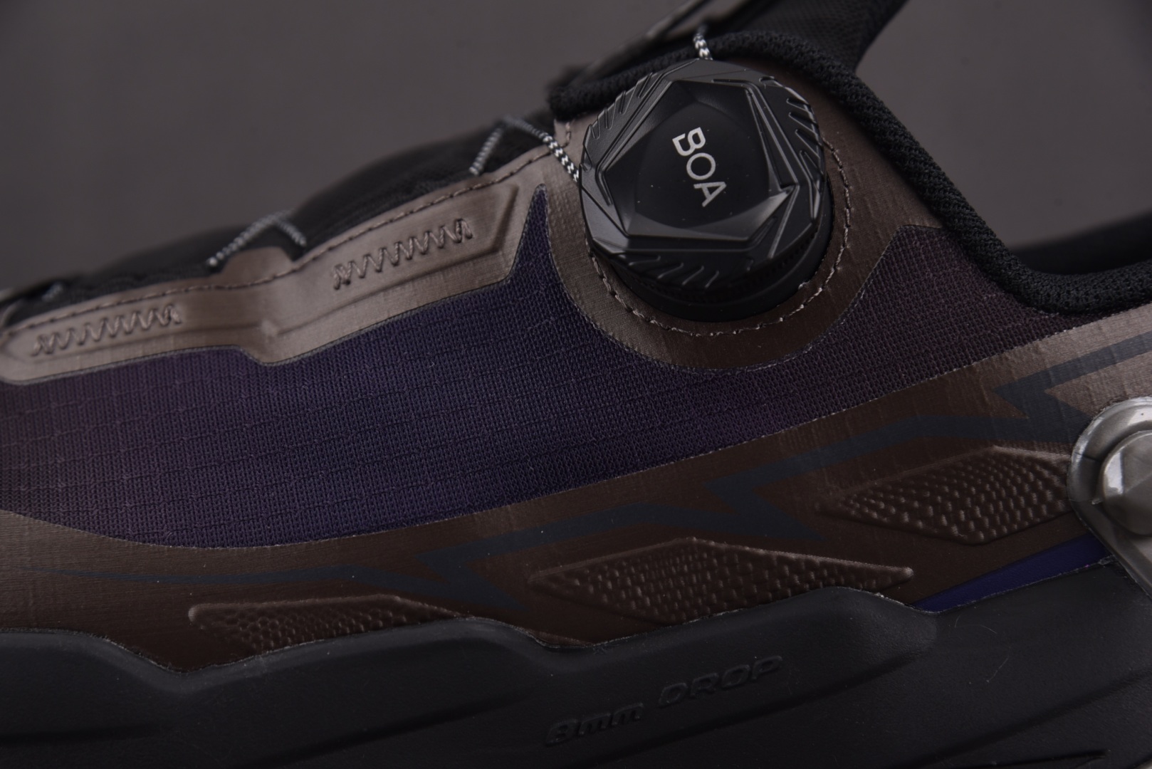 凯乐 尺码36-45

纯原出品-Kailas Fuga Du Boa 凯乐石登山鞋 黑褐色 YZ007
