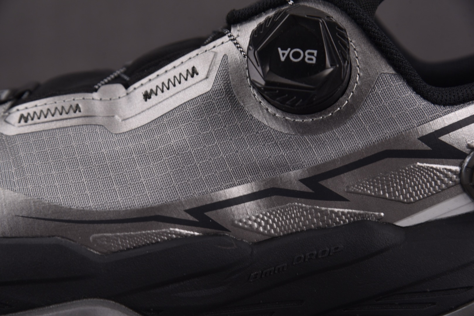 凯乐 尺码36-45

纯原出品-Kailas Fuga Du Boa 凯乐石登山鞋 银灰 YZ007
