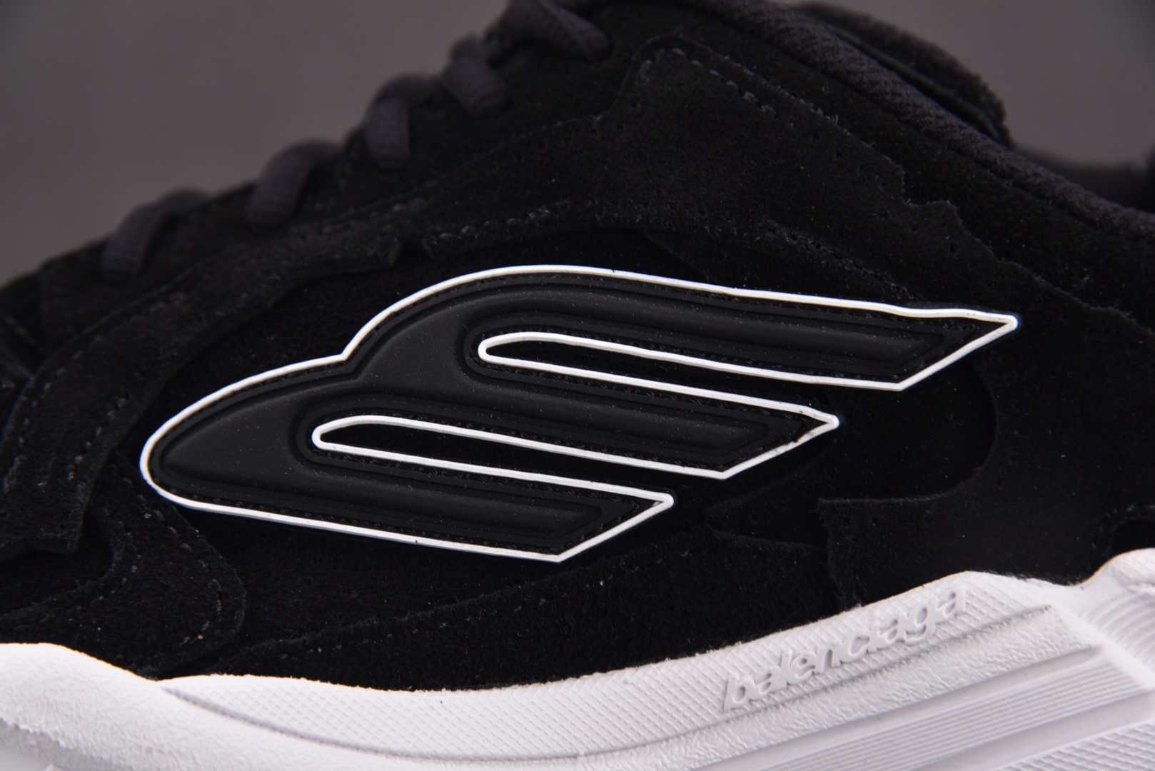 巴黎 尺码36-45

纯原版出品-Balenciaga Monday Black White 黑白 Y