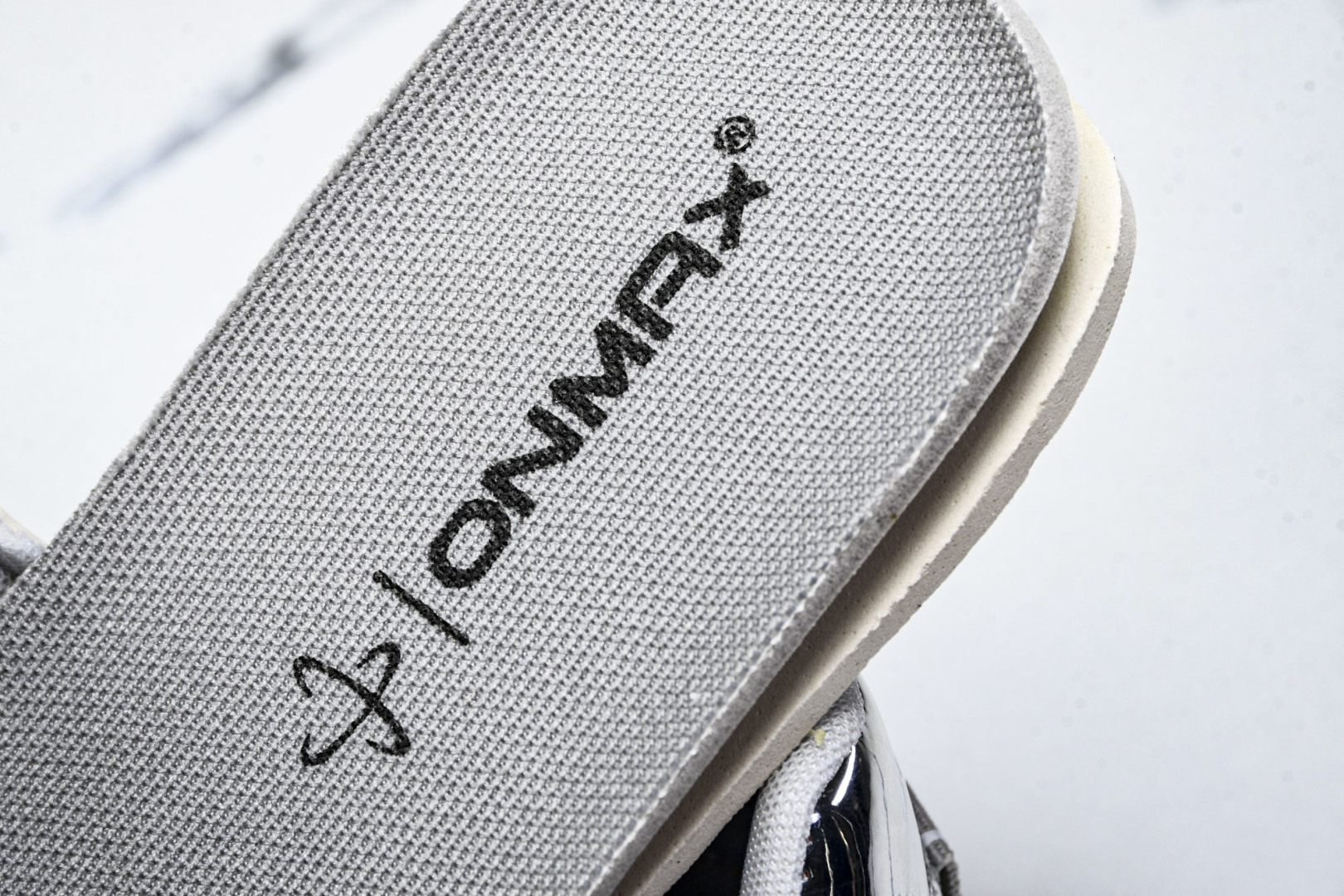 德训 尺码35-40

纯原出品-onmax明星同款 四叶草2025年夏季新款运动芭蕾薄底德训女鞋 YZ