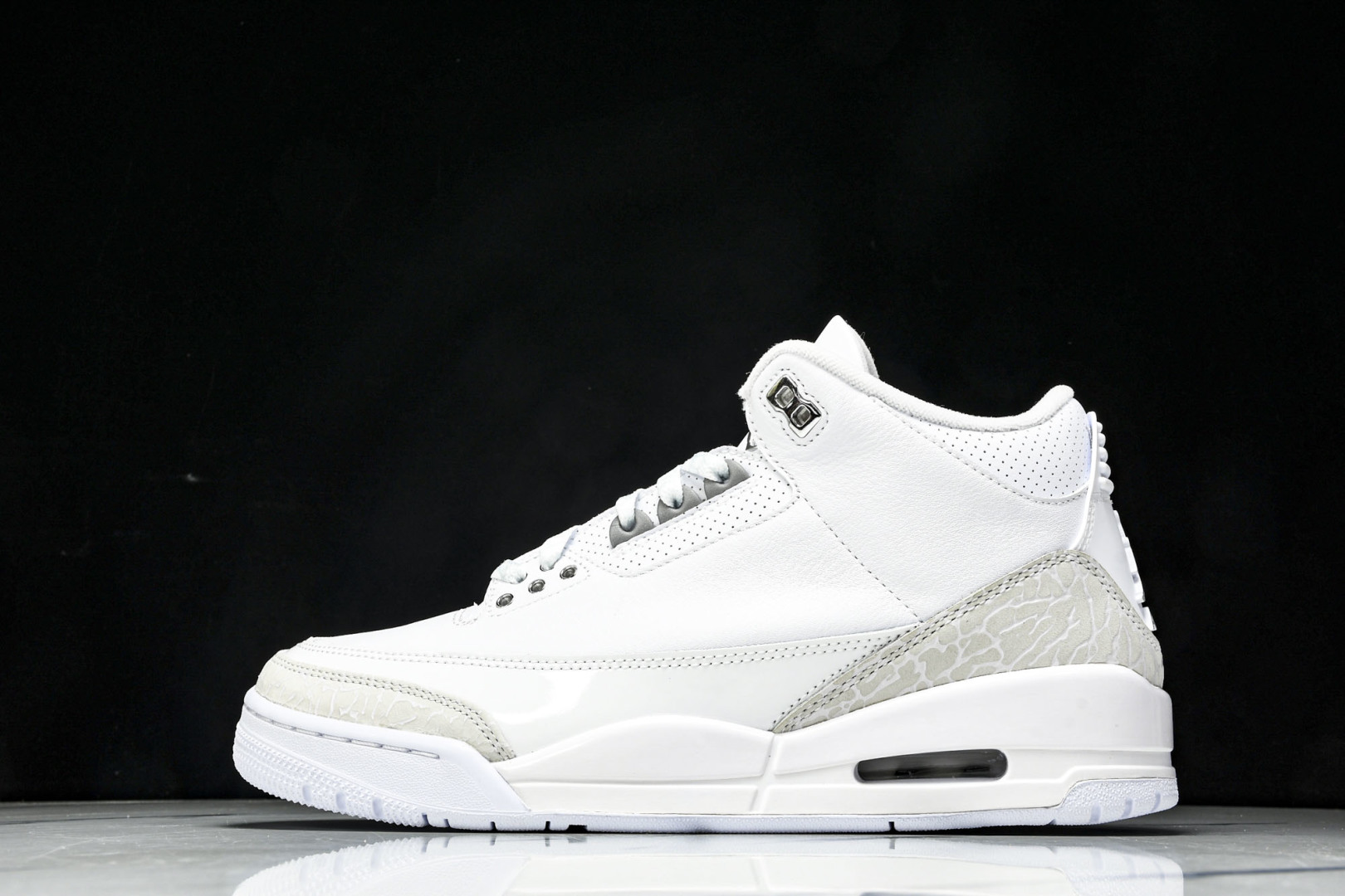 AJ3白猫 尺码40-47.5

纯原出品-Air Jordan 3 Retro Pure Money 