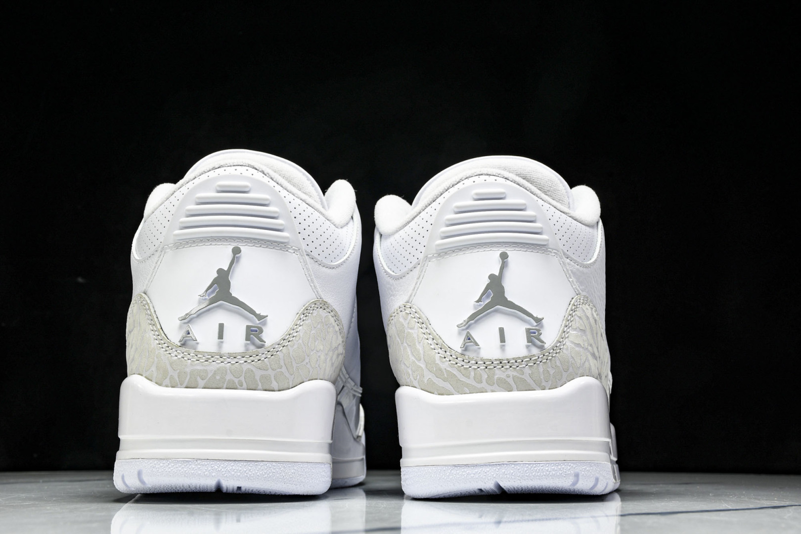 AJ3白猫 尺码40-47.5

纯原出品-Air Jordan 3 Retro Pure Money 