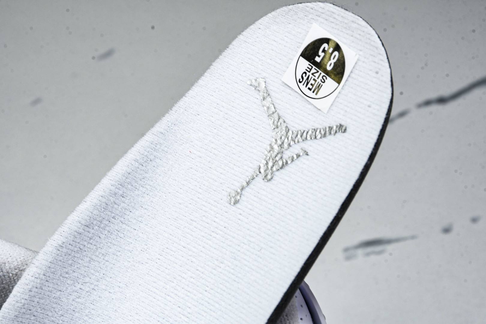 AJ3白猫 尺码40-47.5

纯原出品-Air Jordan 3 Retro Pure Money 