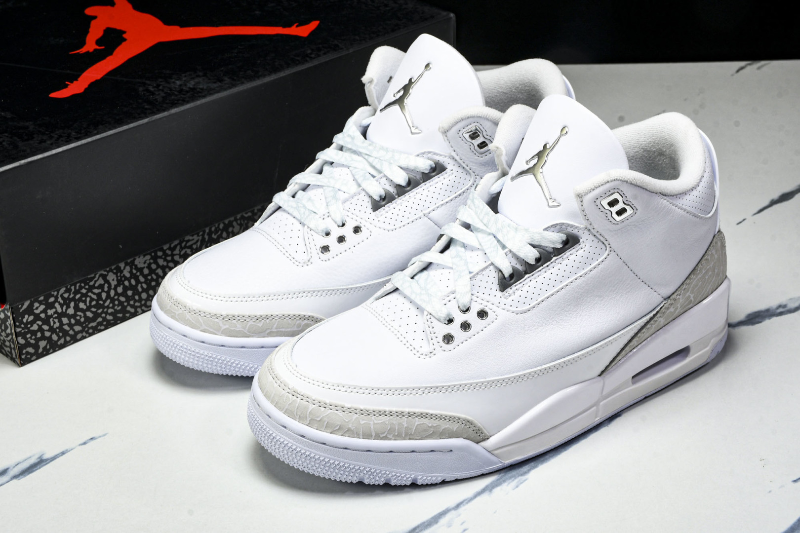 AJ3白猫 尺码40-47.5

纯原出品-Air Jordan 3 Retro Pure Money 