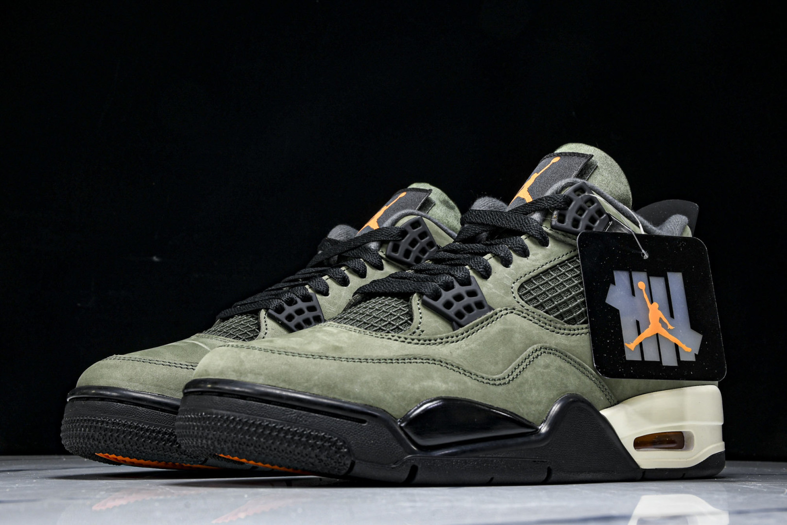 AJ4 军绿 尺码40-48.5

纯原出品-Air Jordan 4 Retro OG SP Unde