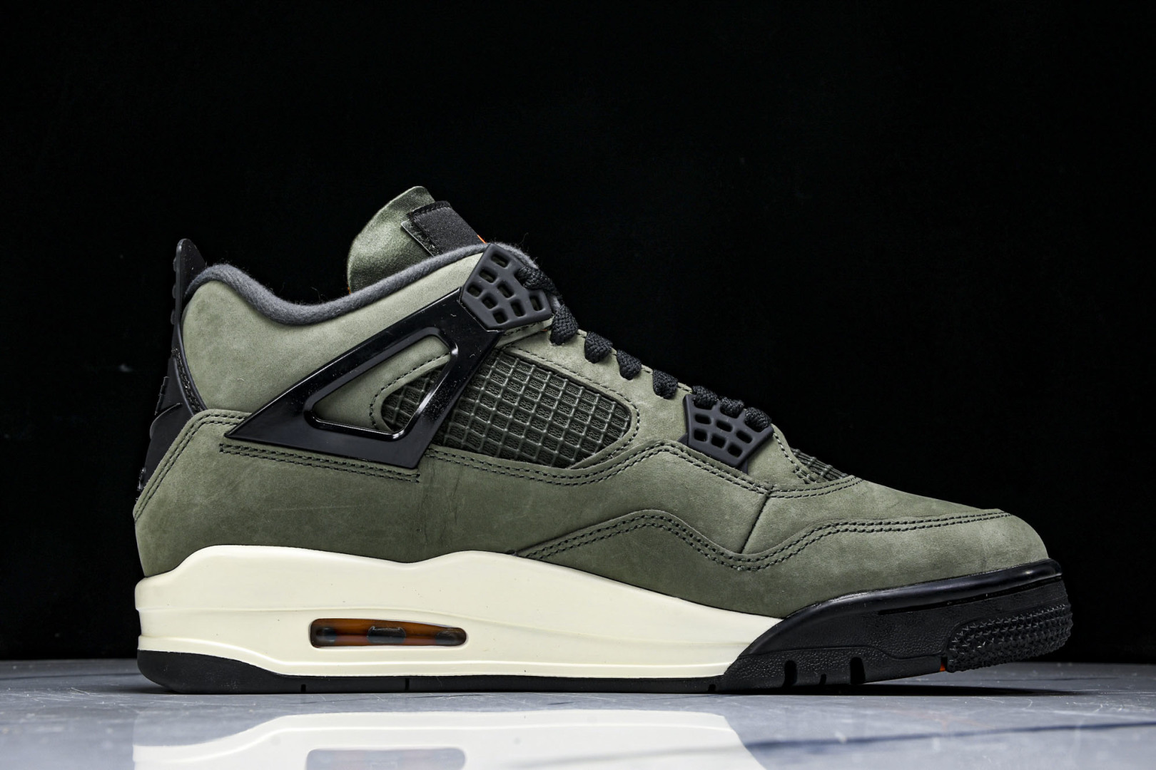 AJ4 军绿 尺码40-48.5

纯原出品-Air Jordan 4 Retro OG SP Unde