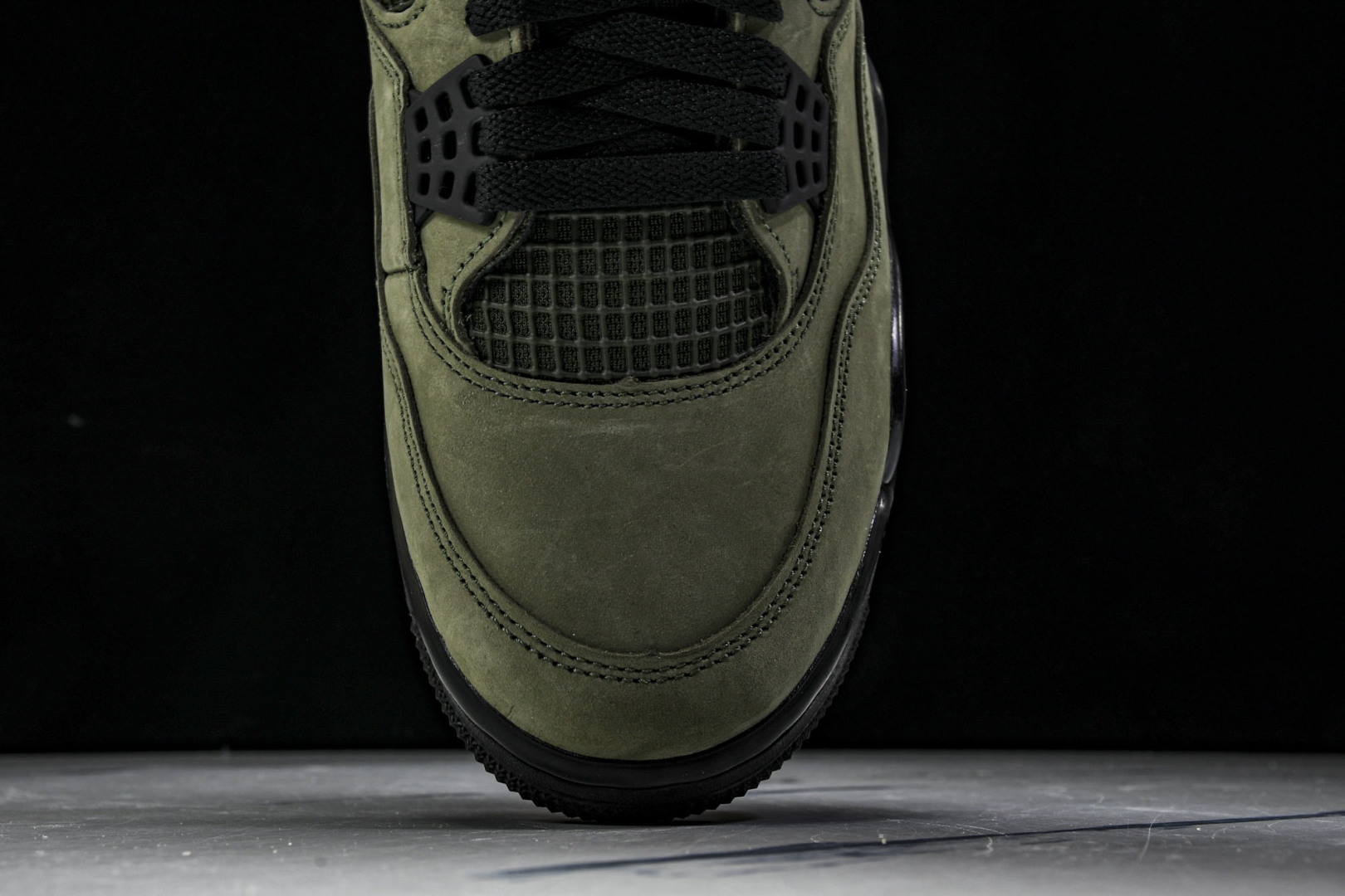 AJ4 军绿 尺码40-48.5

纯原出品-Air Jordan 4 Retro OG SP Unde