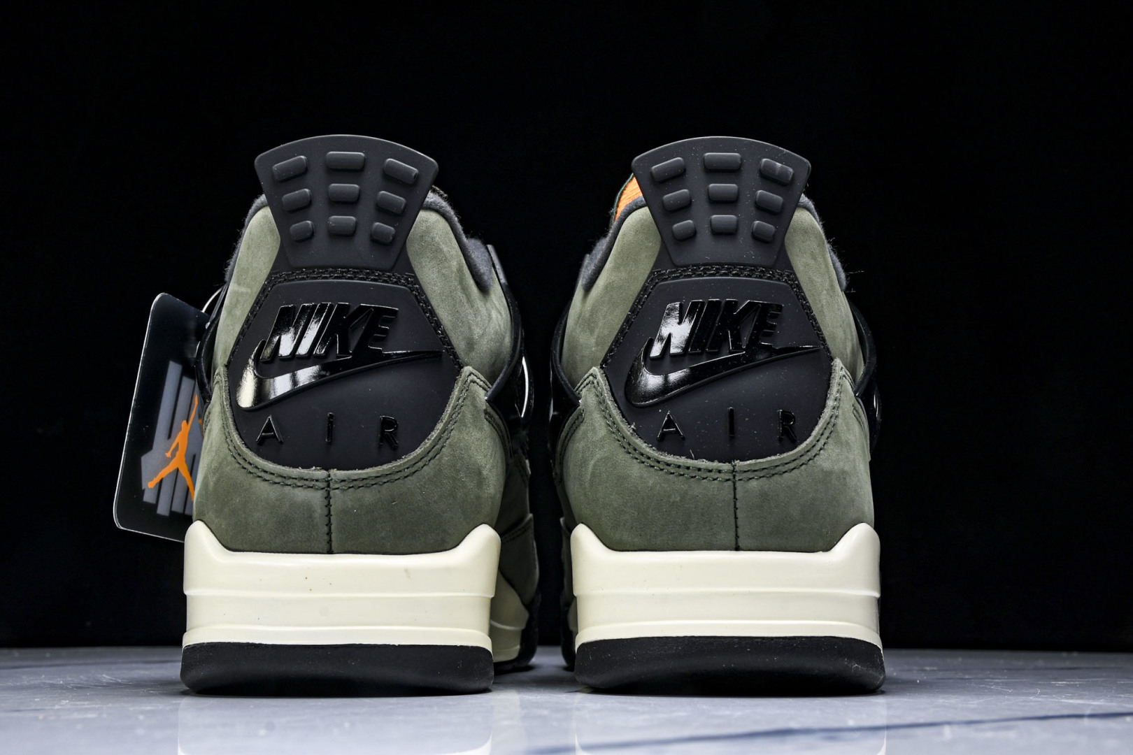 AJ4 军绿 尺码40-48.5

纯原出品-Air Jordan 4 Retro OG SP Unde