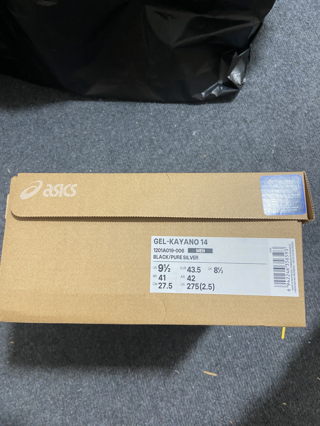 Asics 尺码36-47

纯原版出品-Asics Gel Kayano 14 Black Pure 