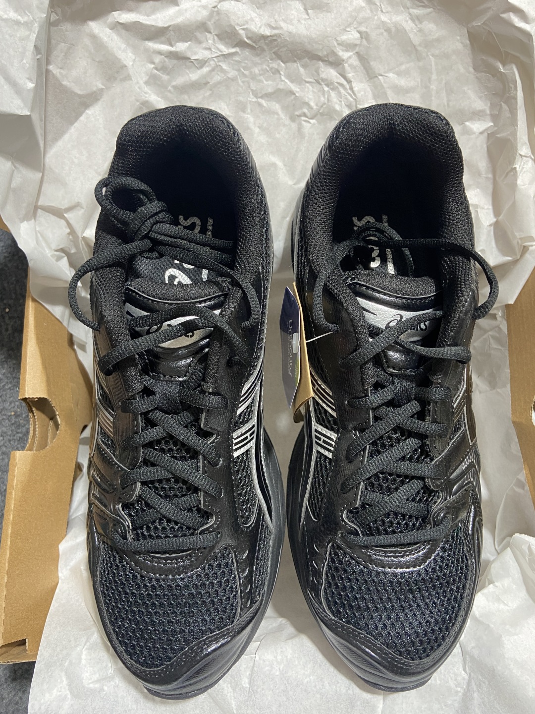 Asics 尺码36-47

纯原版出品-Asics Gel Kayano 14 Black Pure 