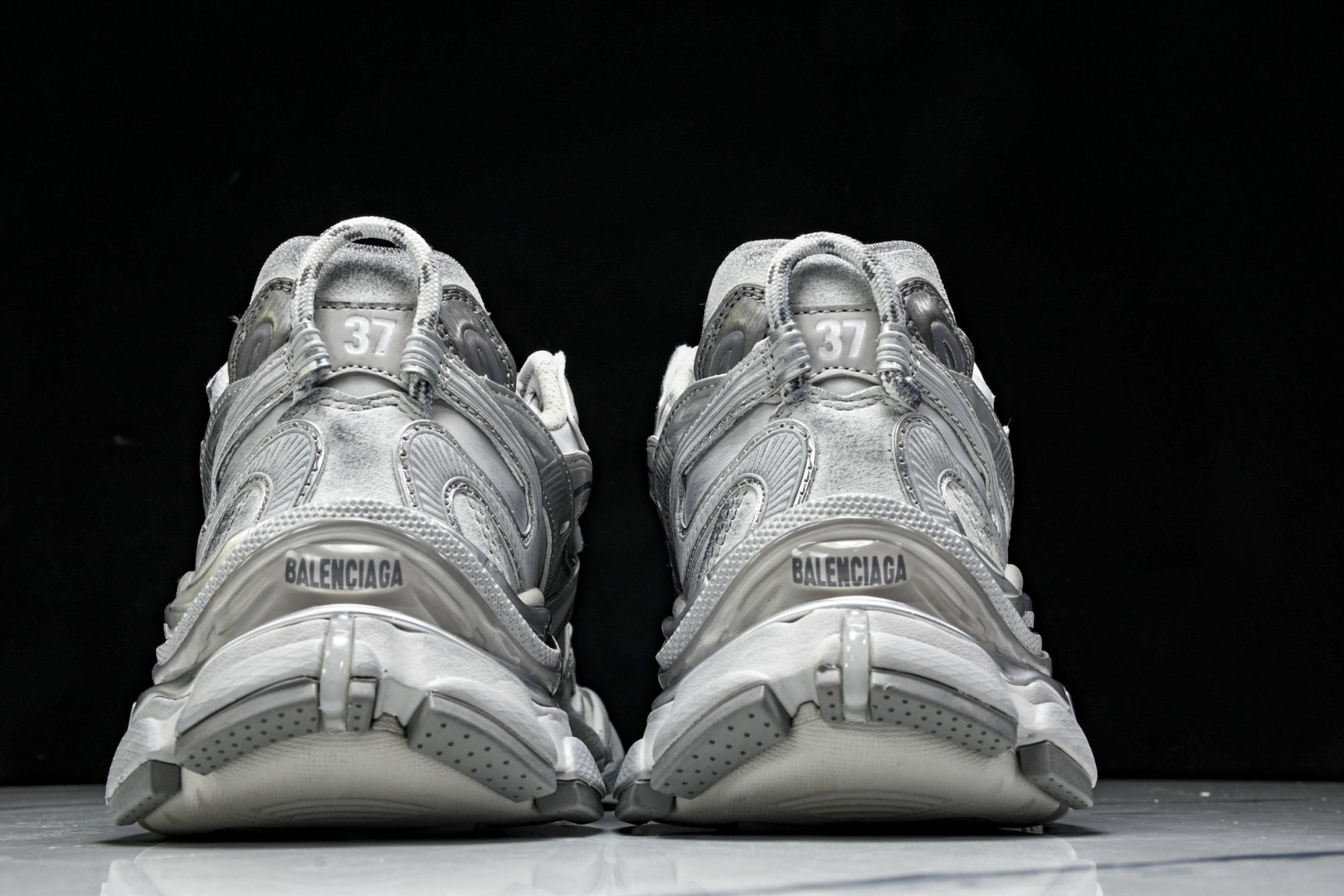 巴黎 尺码35-46

纯原版出品-Balenciaga Runner.2 Nylon 巴黎世家8.0 