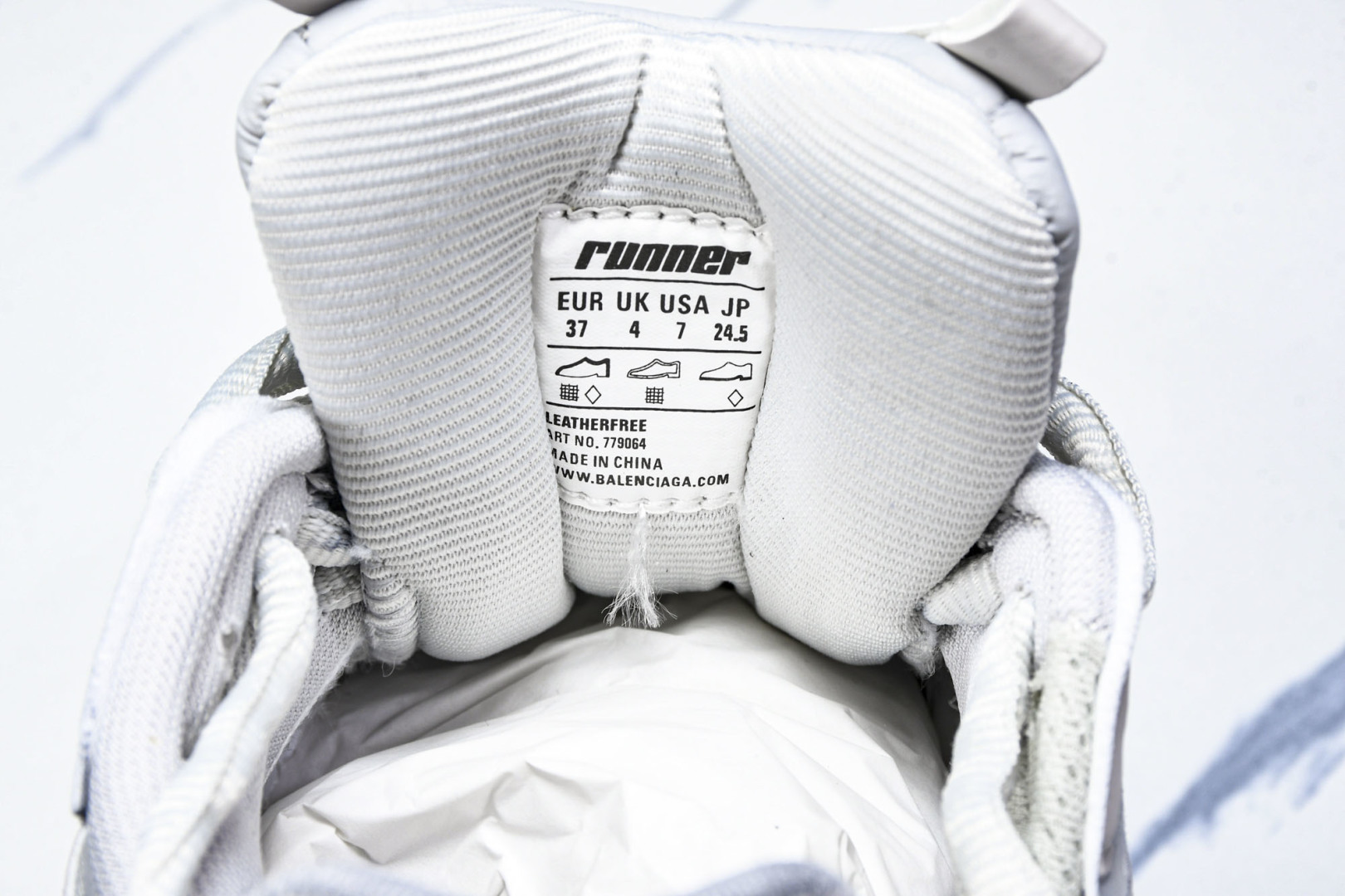 巴黎 尺码35-46

纯原版出品-Balenciaga Runner.2 Nylon 巴黎世家8.0 