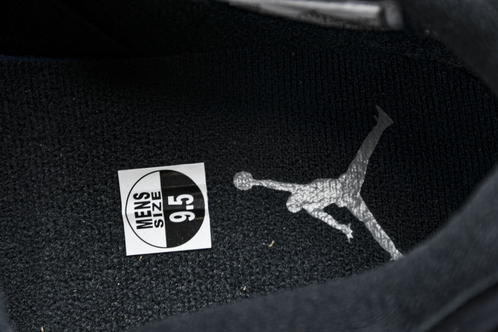 AJ4黑猫 尺码40-47.5

纯原版出品-Air Jordan 4 Black Cat AJ4 黑猫