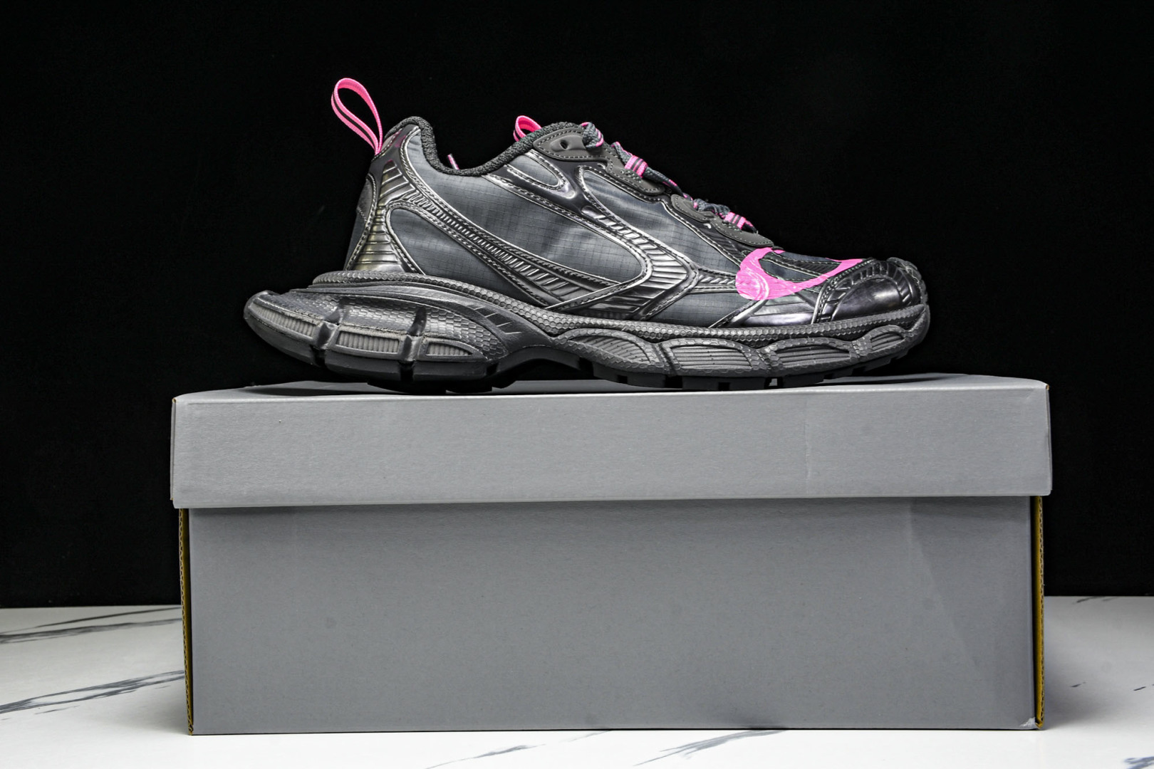 巴黎 尺码36-45 偏大1码

纯原版出品-Balenciaga 3XL 巴黎世家十代潮流跑鞋 WXL