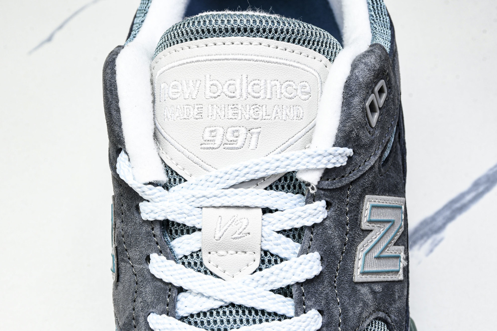 NB991 尺码36-46.5

纯原版出品-New Balance NB 991V2 Made in 