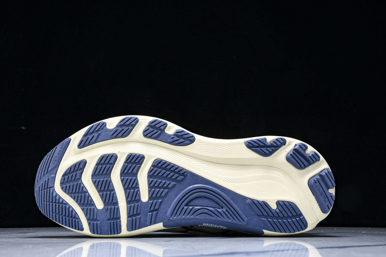   Asics Gel-Kayano 32代 运动休闲透气专业跑鞋 1012B829-012 尺寸 36