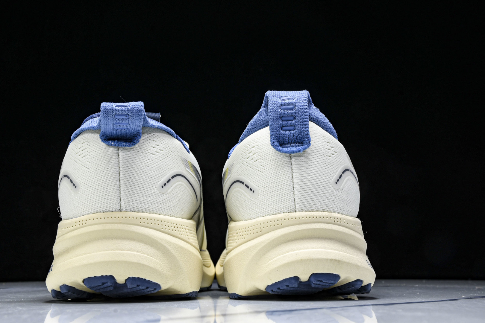   Asics Gel-Kayano 32代 运动休闲透气专业跑鞋 1012B829-012 尺寸 36