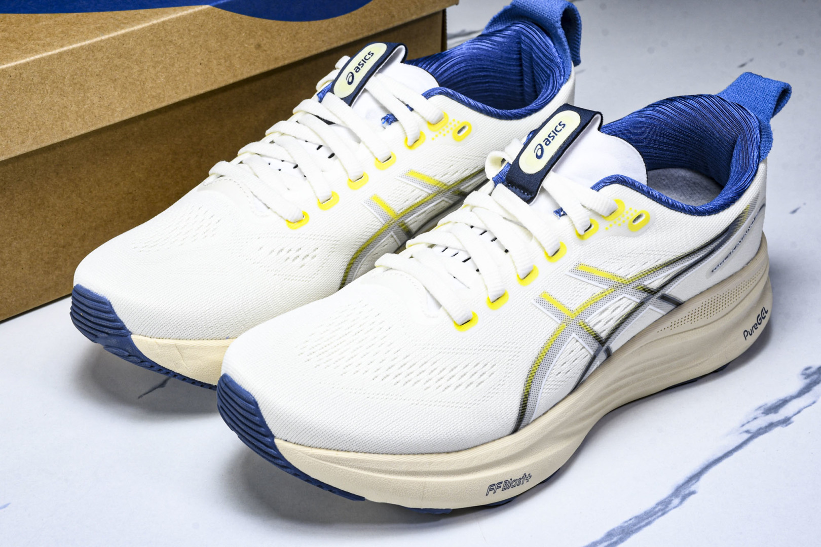   Asics Gel-Kayano 32代 运动休闲透气专业跑鞋 1012B829-012 尺寸 36