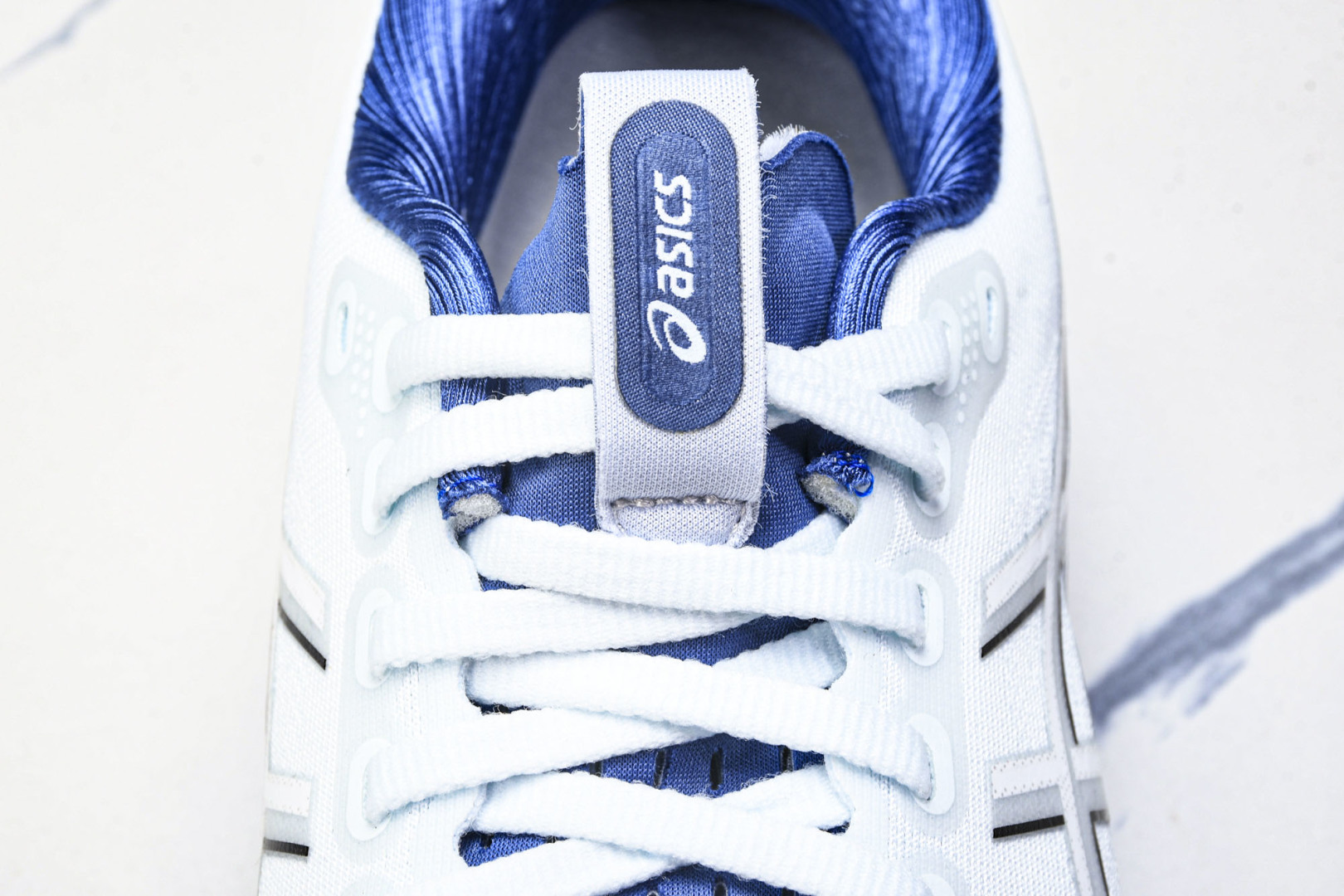  Asics Gel-Kayano 32代 运动休闲透气专业跑鞋 1012B728-009 尺寸 36 
