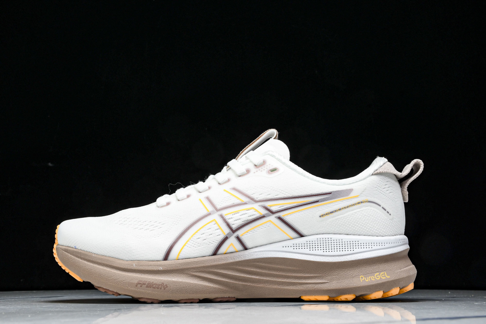  Asics Gel-Kayano 32代 运动休闲透气专业跑鞋 1012B838-101 尺寸 36 