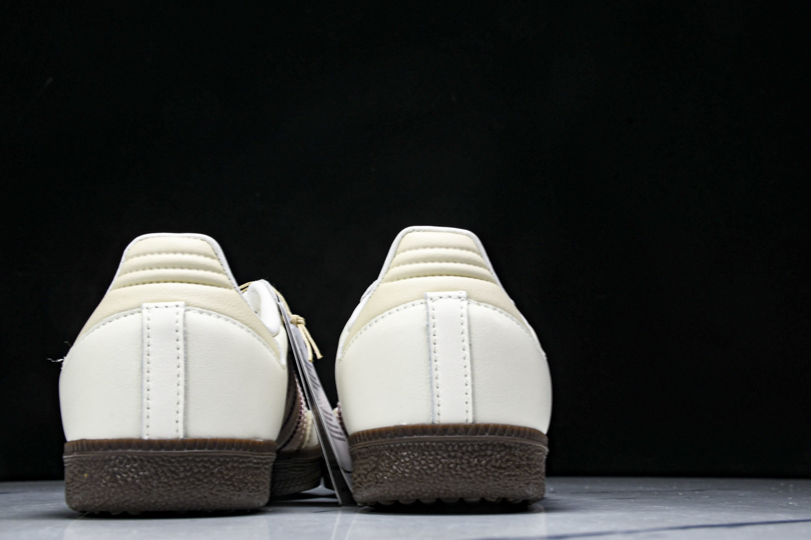  AD Originals 德训 三叶草 SAMBA OG W 男女休闲板鞋 IH2751 尺寸 36 