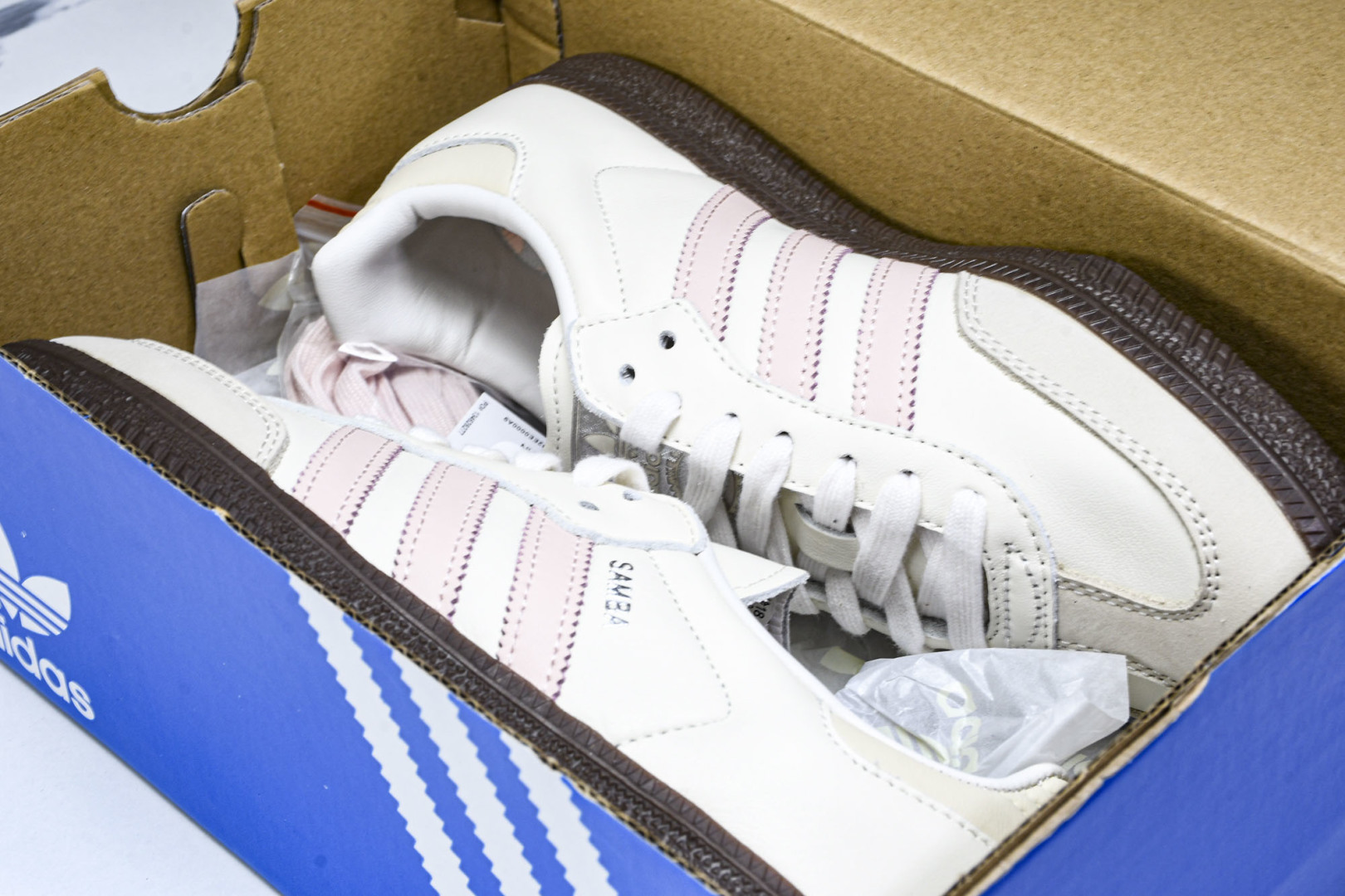  AD Originals 德训 三叶草 SAMBA OG W 男女休闲板鞋 IH2751 尺寸 36 