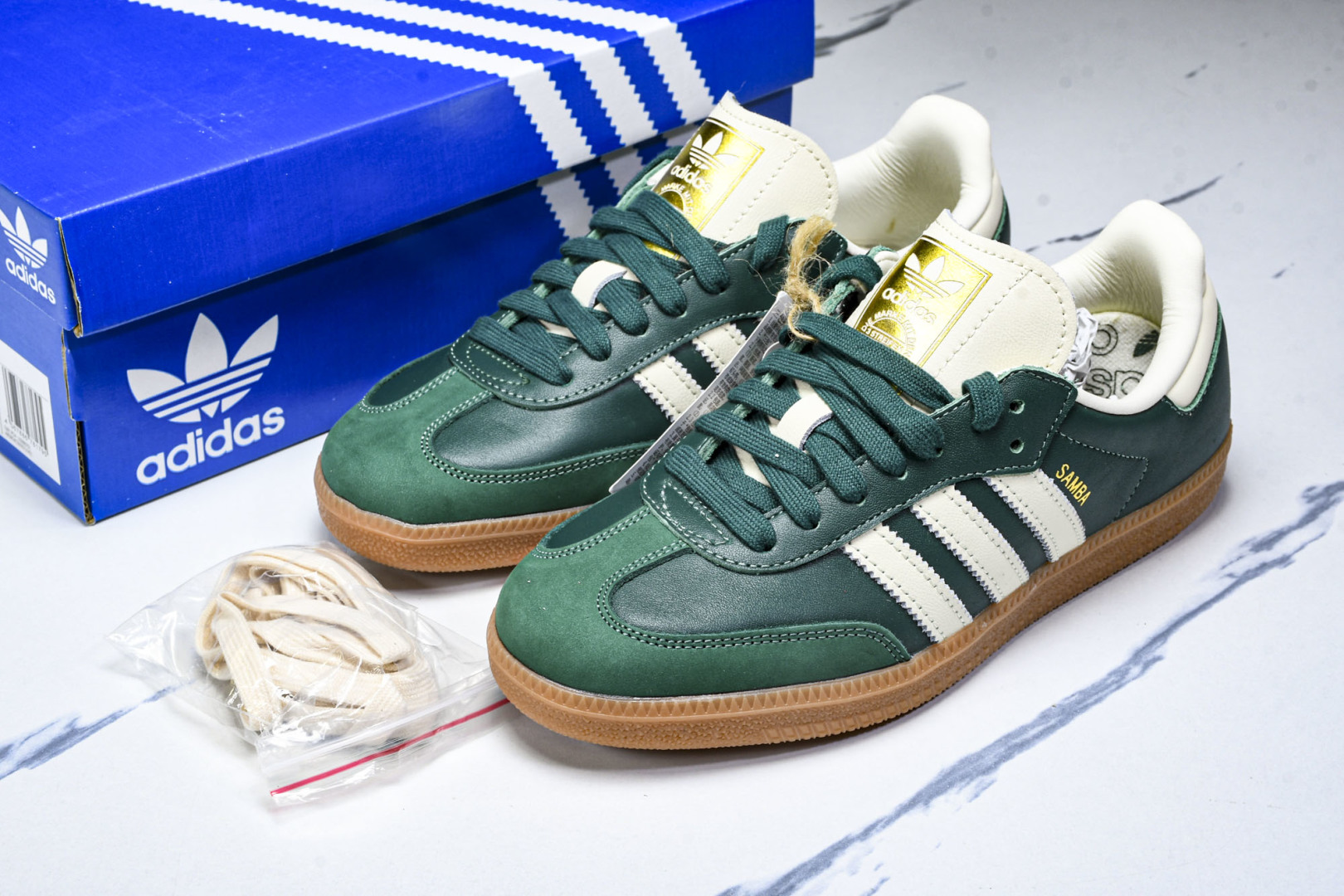  AD Originals 德训 三叶草 SAMBA OG W 男女休闲板鞋 JI3215 尺寸 36 
