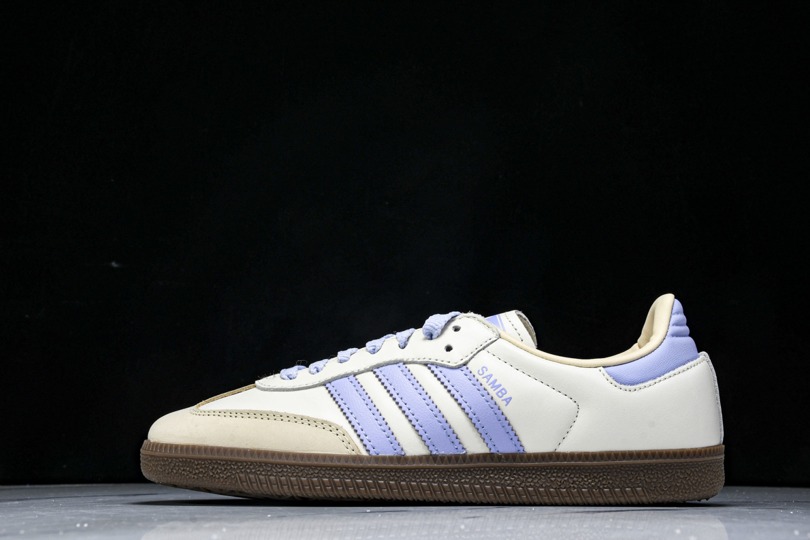  AD Originals 德训 三叶草 SAMBA OG W 女休闲板鞋 JI2678 尺寸 36 3
