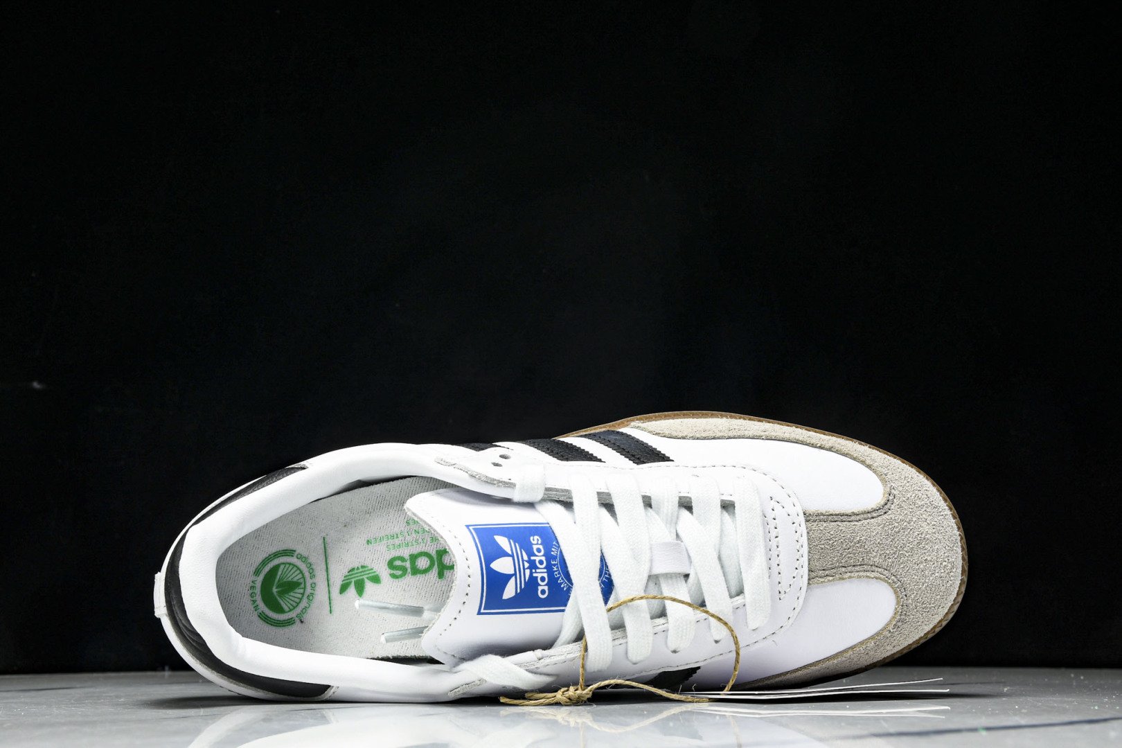  AD Originals 德训 三叶草 SAMBA VEGAN 男女休闲板鞋 FW2427 尺寸 36