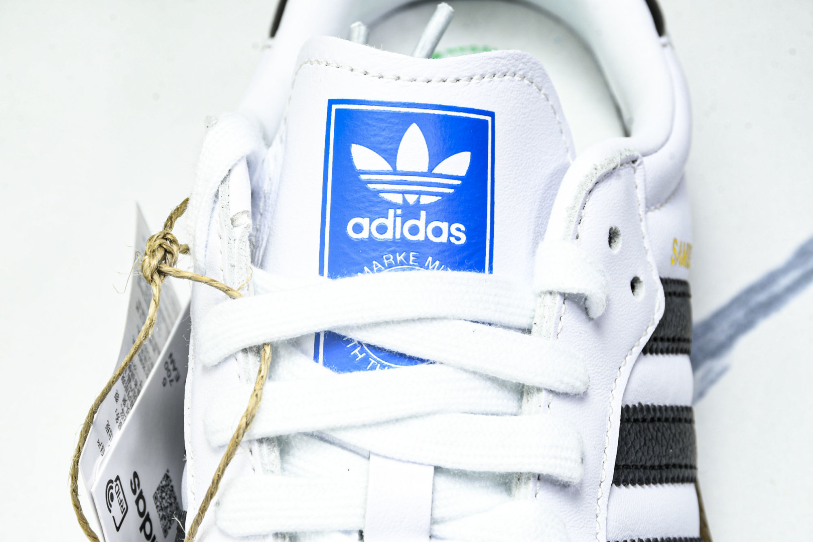  AD Originals 德训 三叶草 SAMBA VEGAN 男女休闲板鞋 FW2427 尺寸 36
