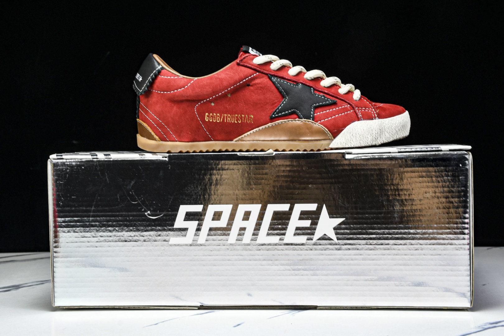 GGDB 尺码35-45

纯原版出品-Golden Goose True Star 25s最新款 小红