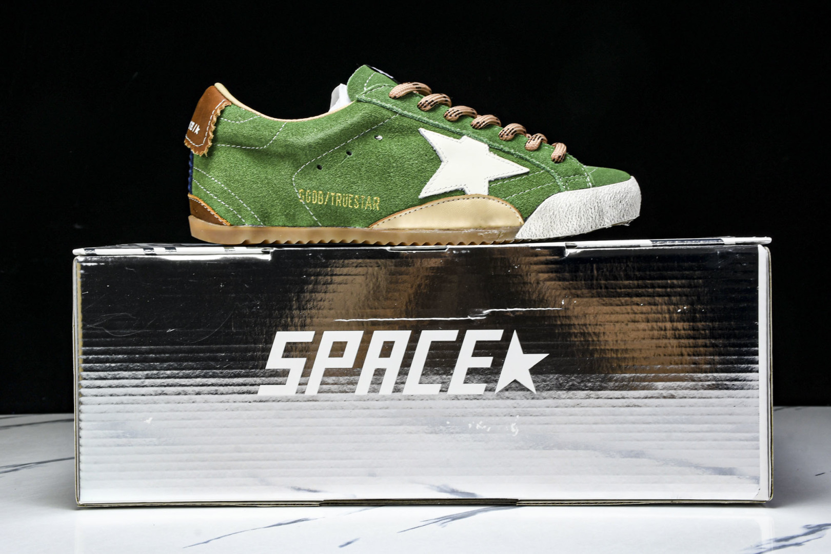 GGDB 尺码35-45

纯原版出品-Golden Goose True Star 25s最新款 小红