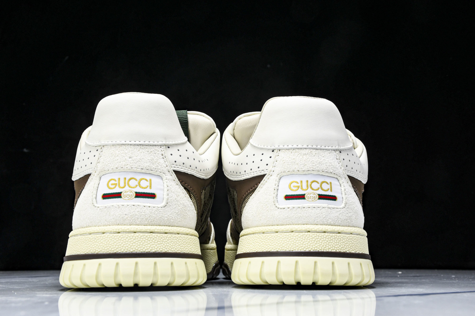 古驰 尺码39-45

纯原版出品-古驰Gucci Re-Web Leather Sneakers 系列