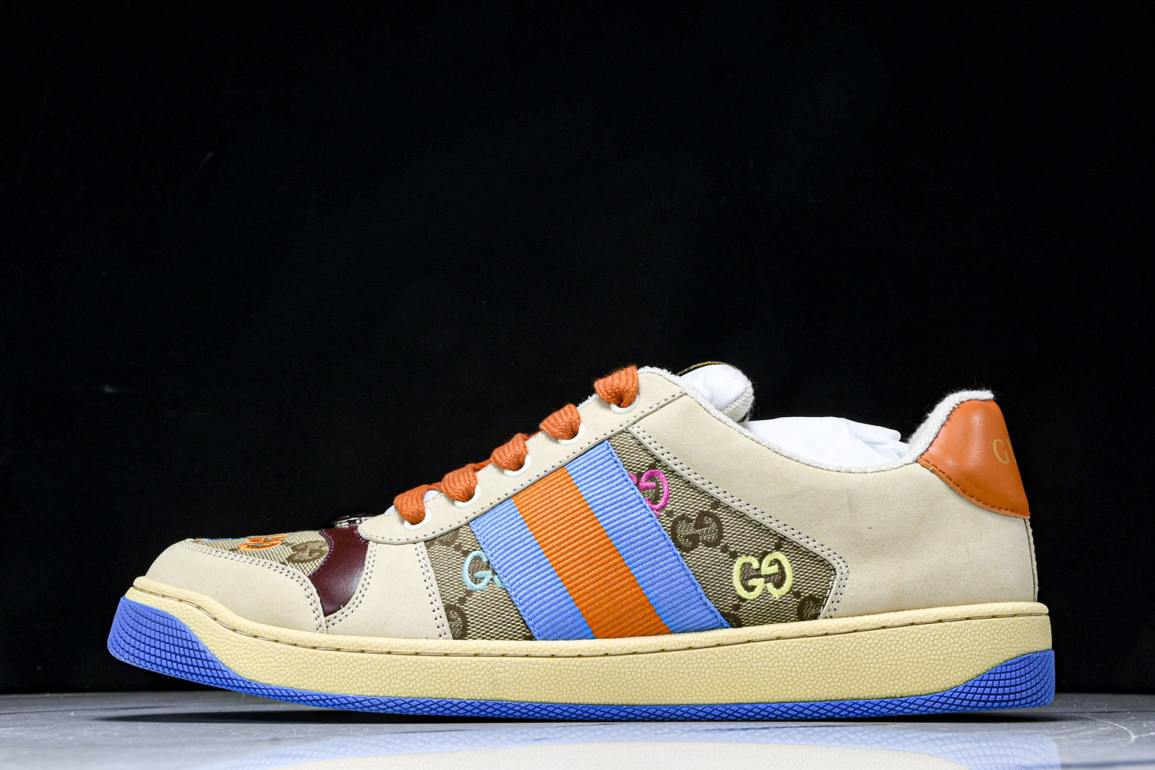 古驰 尺码39-45

纯原版出品-GUCCI古驰Ace系列男士刺绣小白鞋运动鞋  YZ022
尺码：3