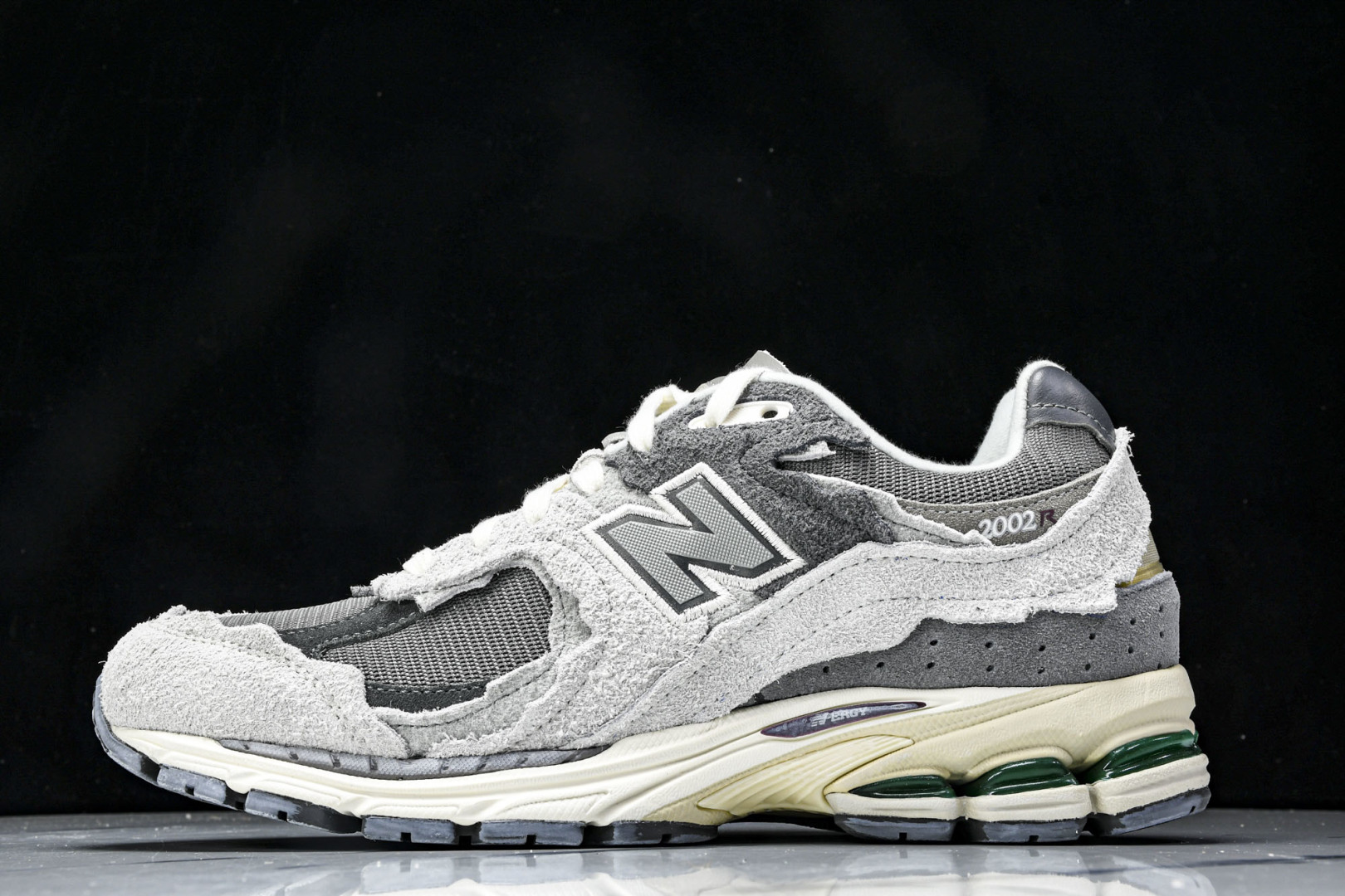  纯原 New Balance NB 2002R 灰色  M2002RDA 尺码 36 37 37.5 