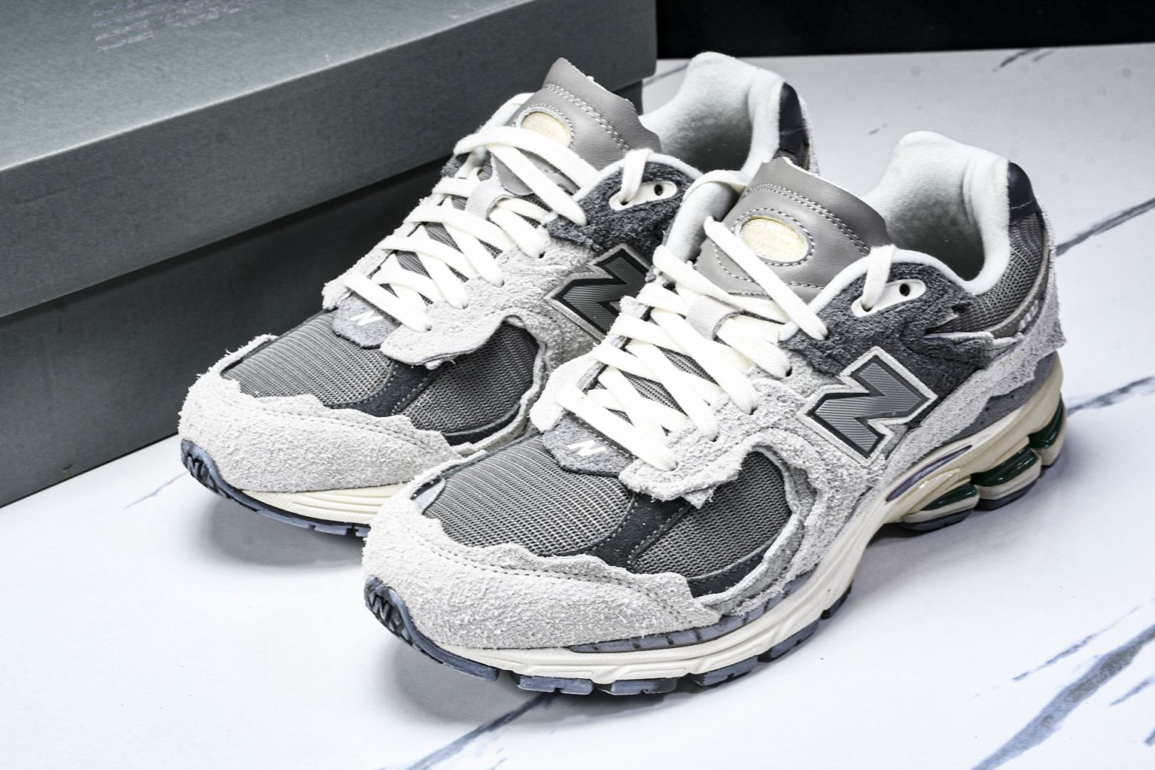  纯原 New Balance NB 2002R 灰色  M2002RDA 尺码 36 37 37.5 