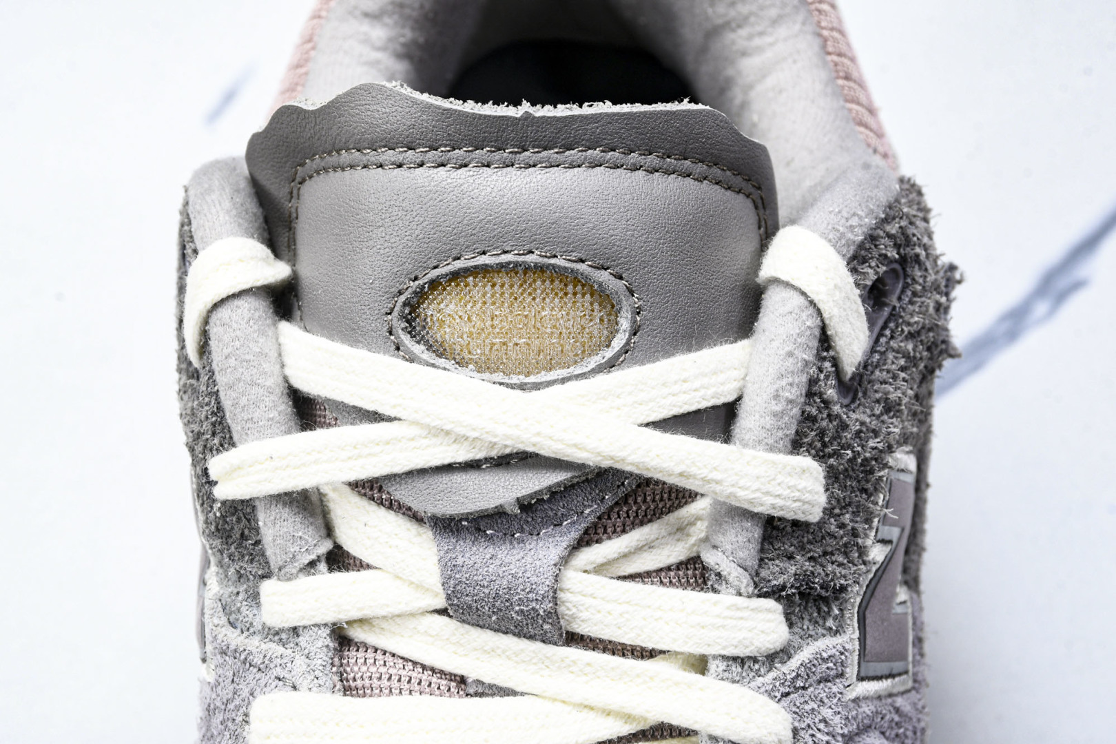  纯原 New Balance NB 2002R 灰色 M2002RDY 尺码 36 37 37.5 3