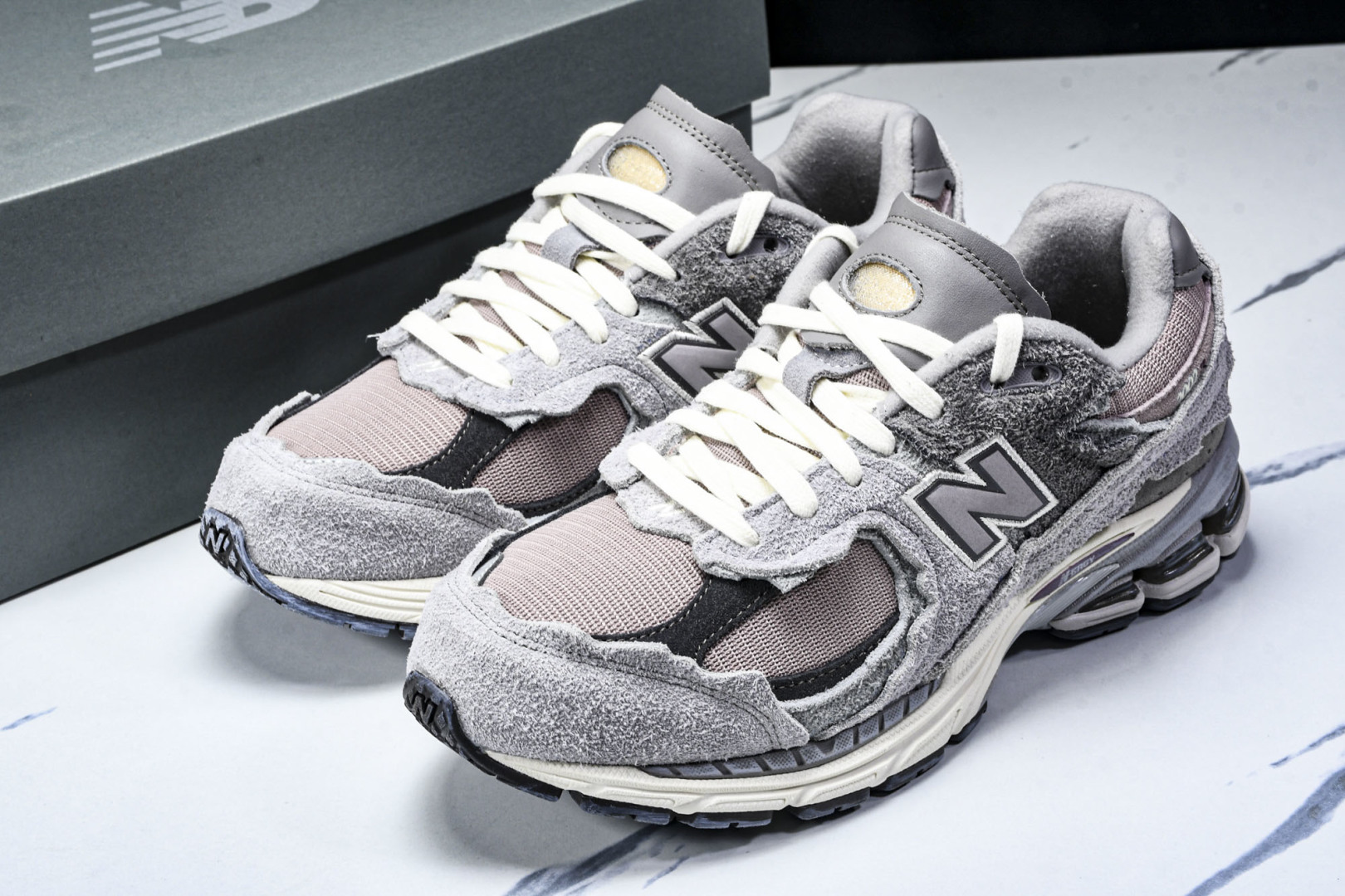  纯原 New Balance NB 2002R 灰色 M2002RDY 尺码 36 37 37.5 3