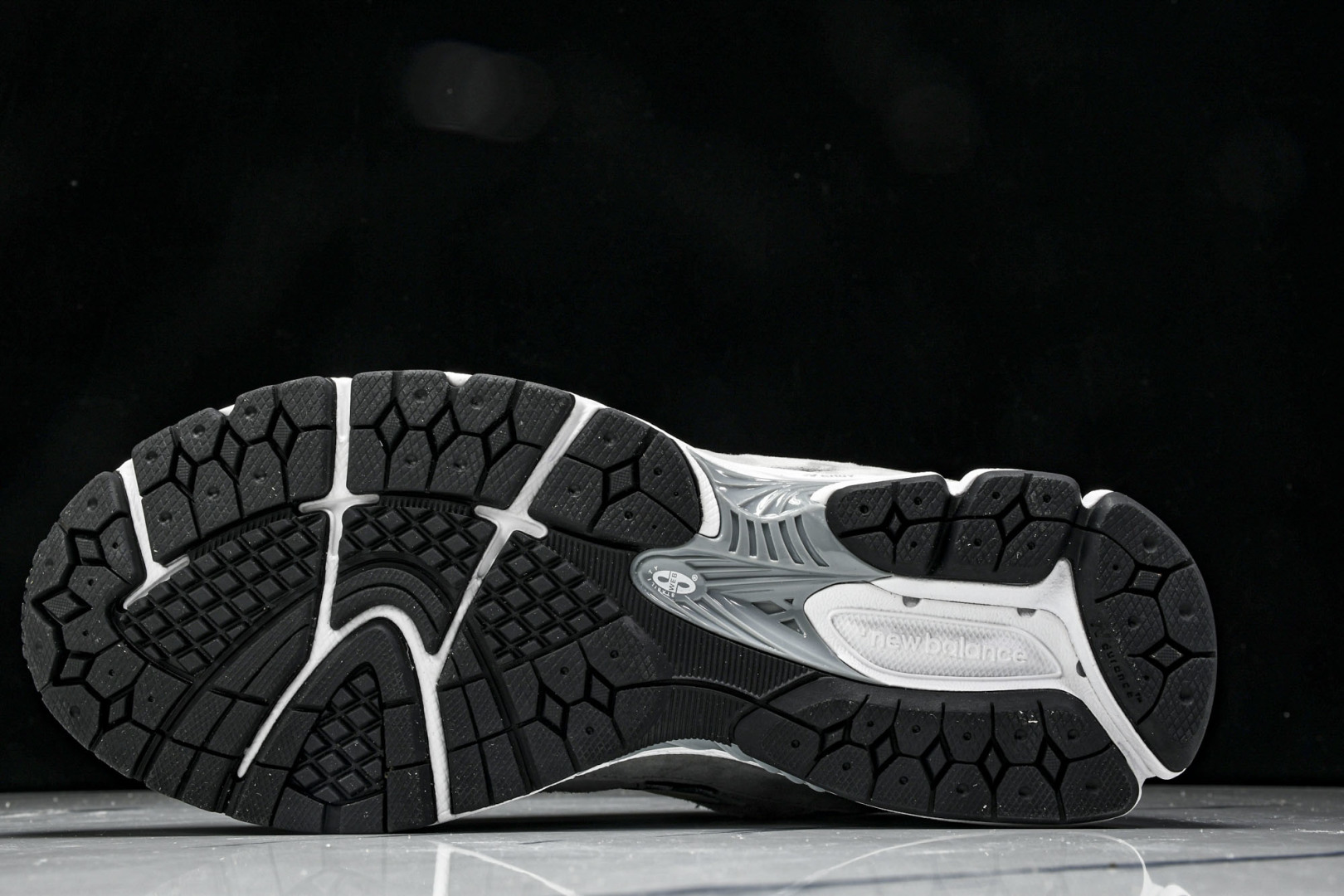  纯原 New Balance NB 2002R 灰色 M2002RST 尺码 36 37 37.5 3