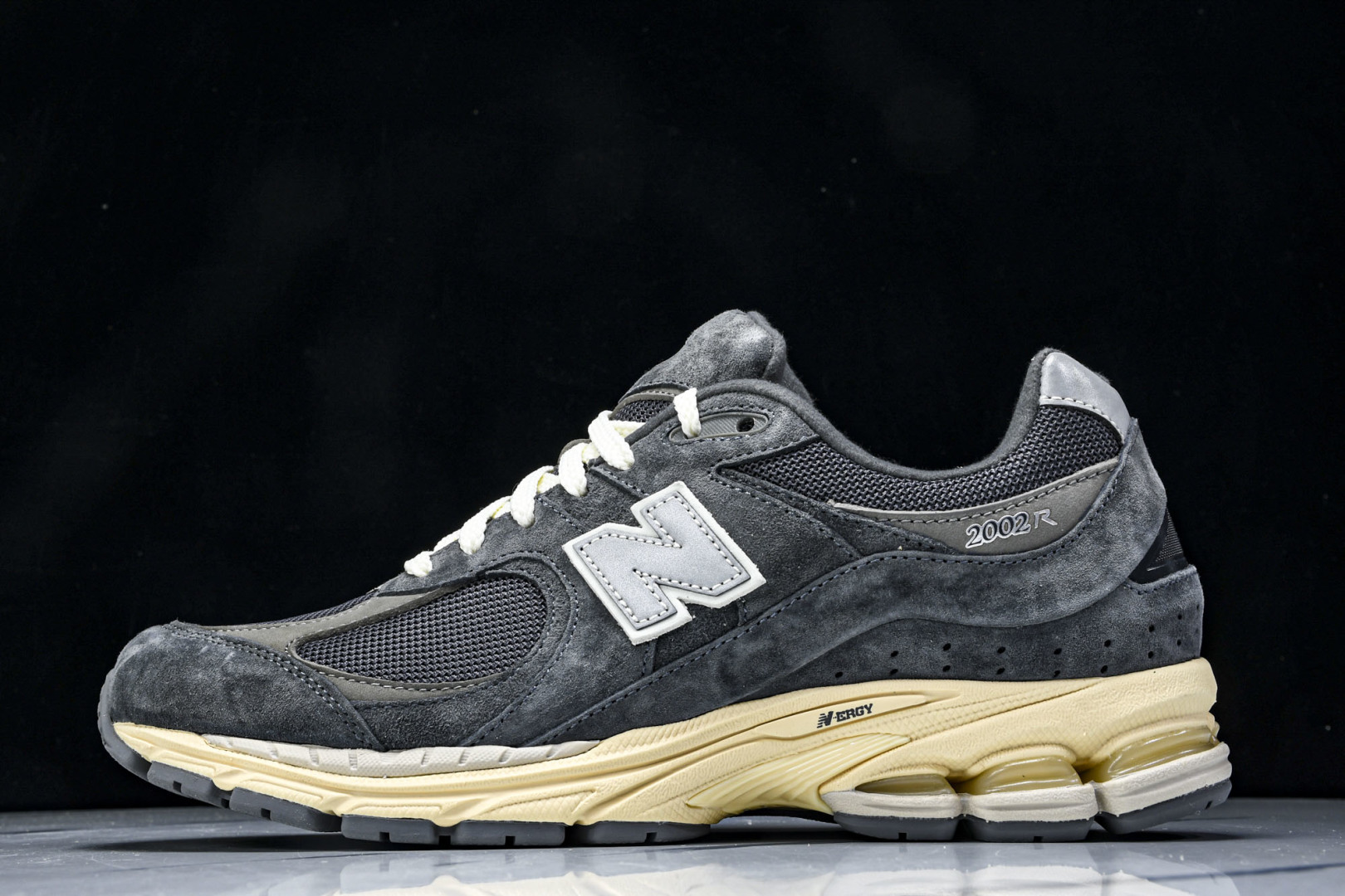  纯原 New Balance NB 2002R 灰碳色  M2002RHO 尺码 36 37 37.5