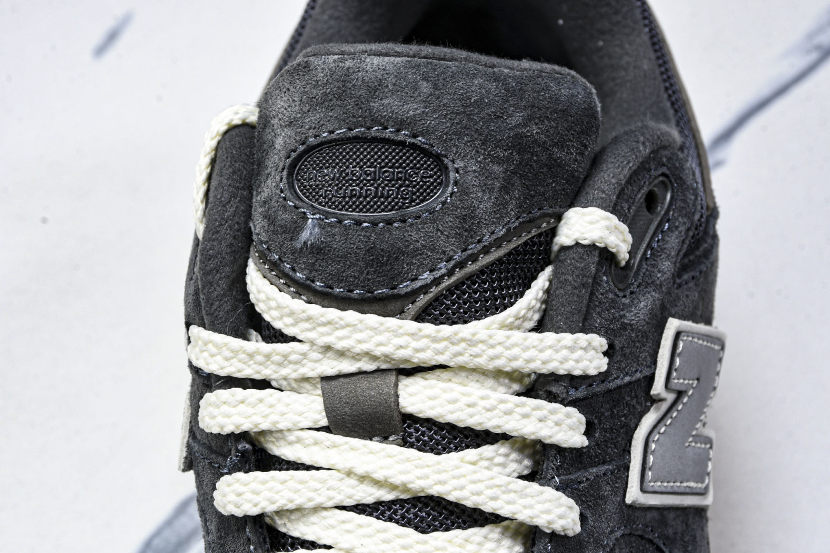 纯原 New Balance NB 2002R 灰碳色  M2002RHO 尺码 36 37 37.5