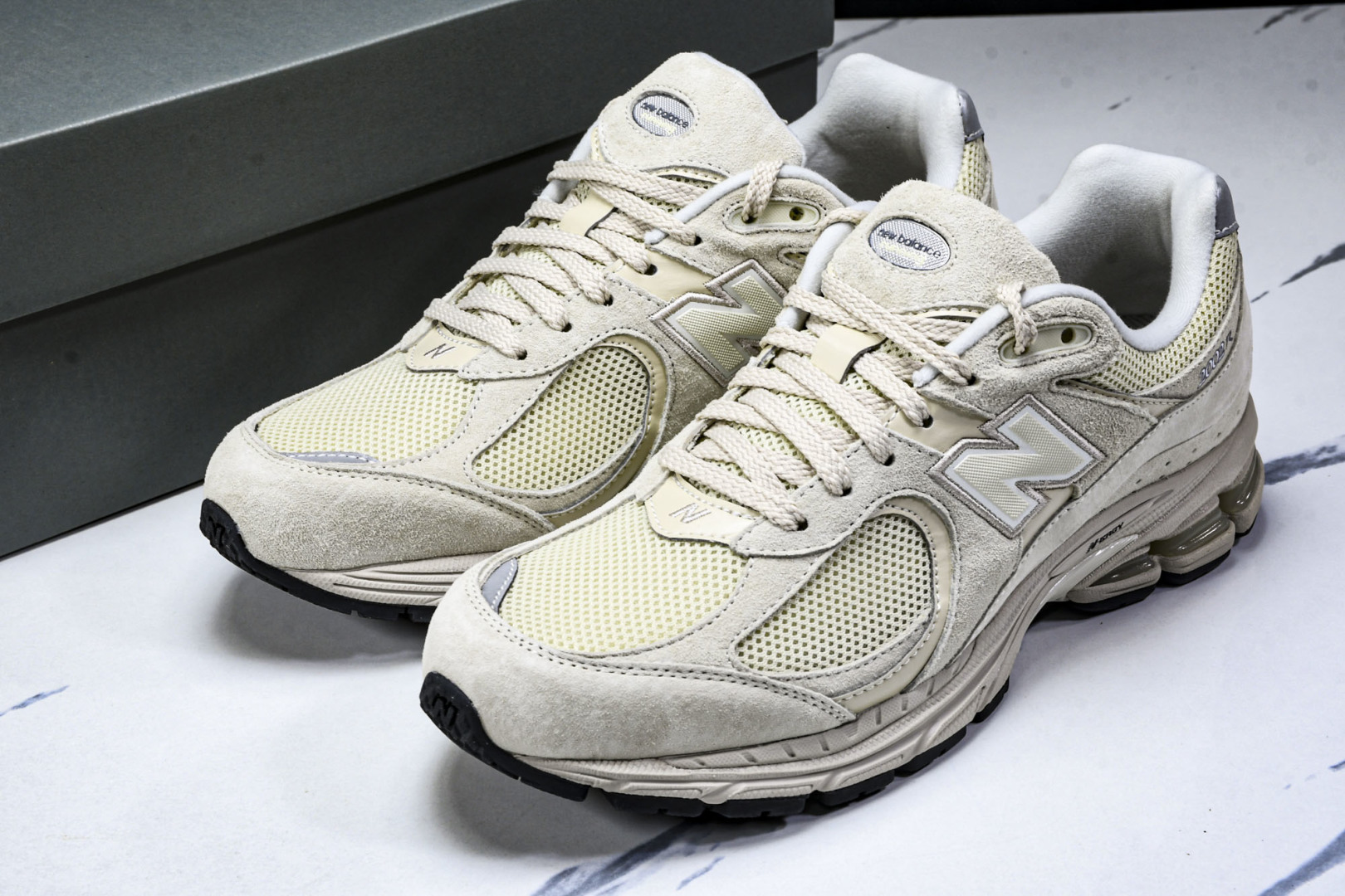  纯原 New Balance NB 2002R 奶杏色 ML2002RE 尺码 36 37 37.5 