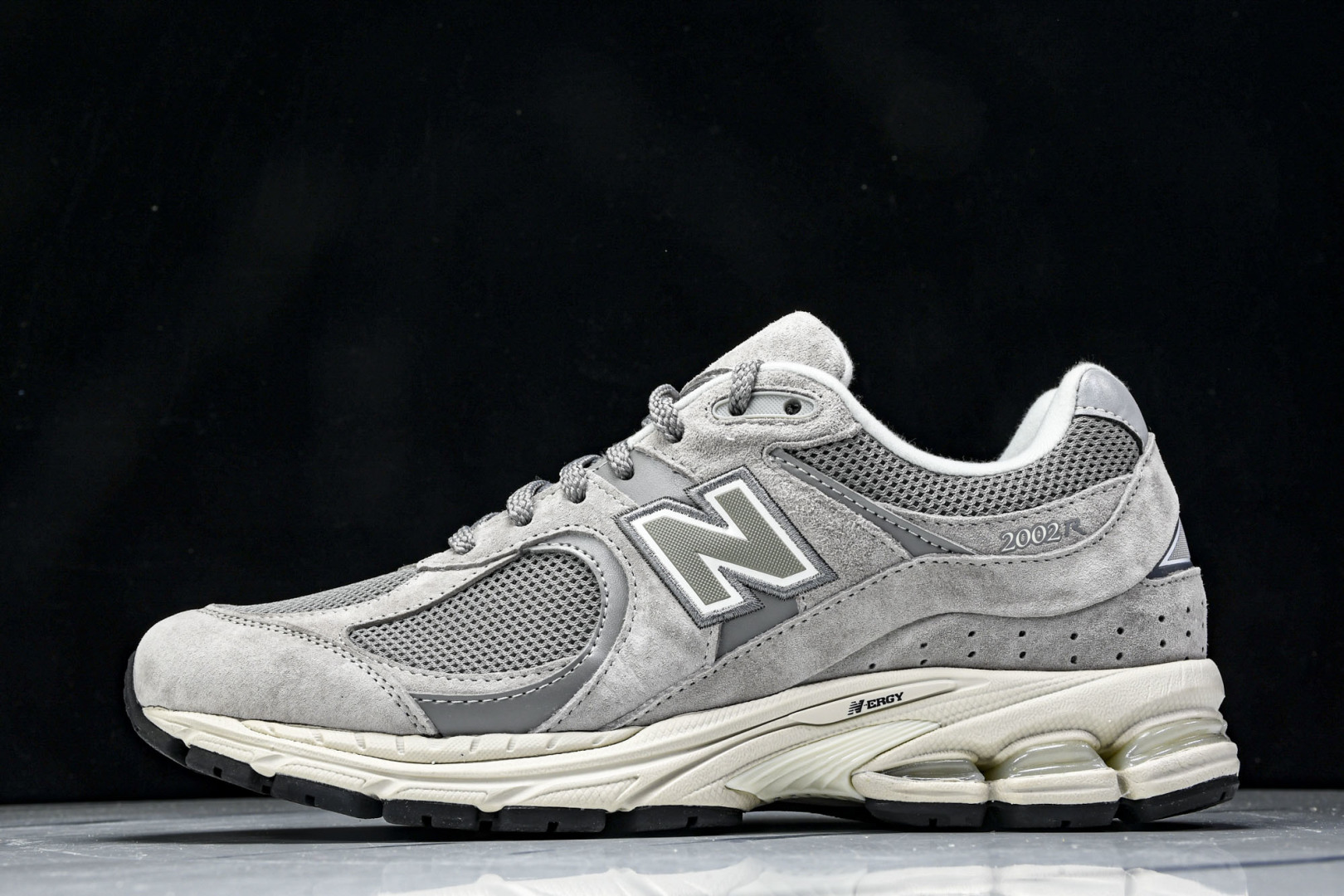  纯原 New Balance NB 2002R 浅灰色  ML2002RC 尺码 36 37 37.5